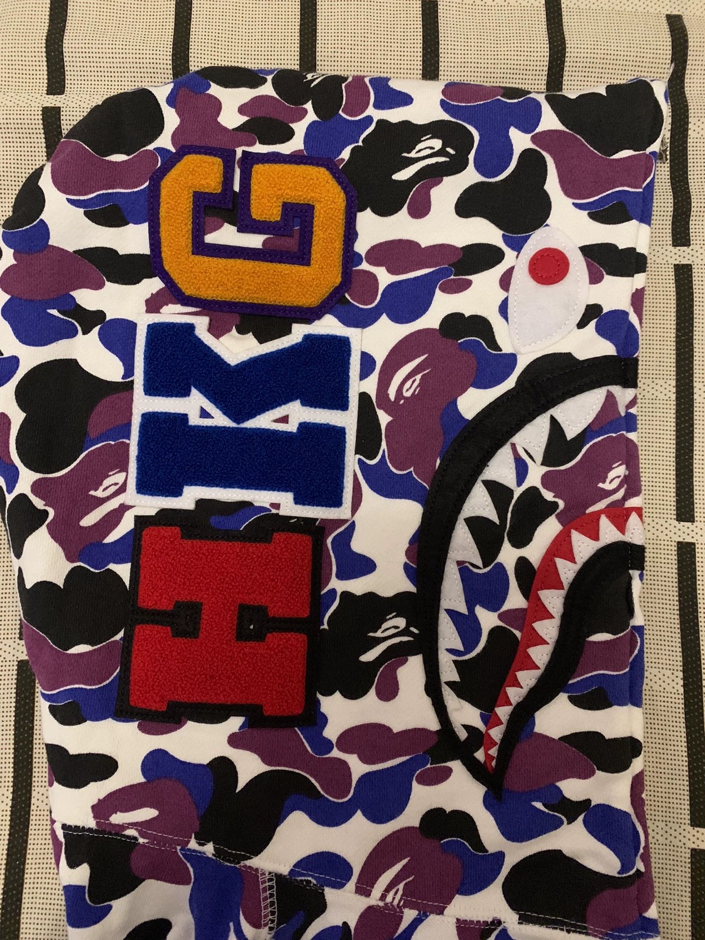 Bape Bape Limited Shark Pink Hoodie M Men Size US M / EU 48-50 / 2 - 4 Thumbnail