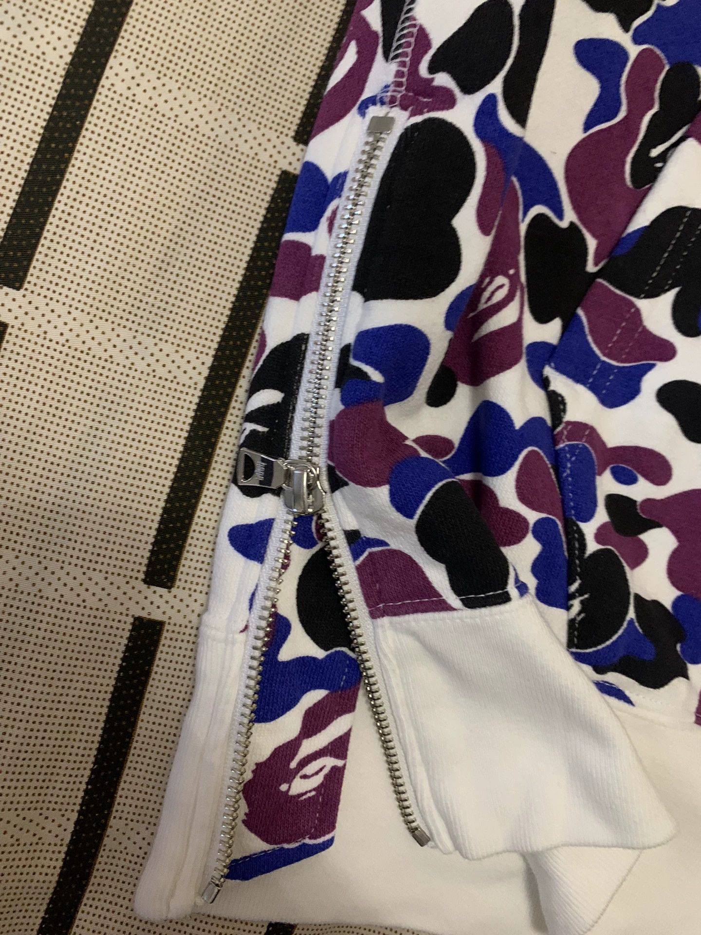 Bape Bape Limited Shark Pink Hoodie M Men Size US M / EU 48-50 / 2 - 5 Thumbnail