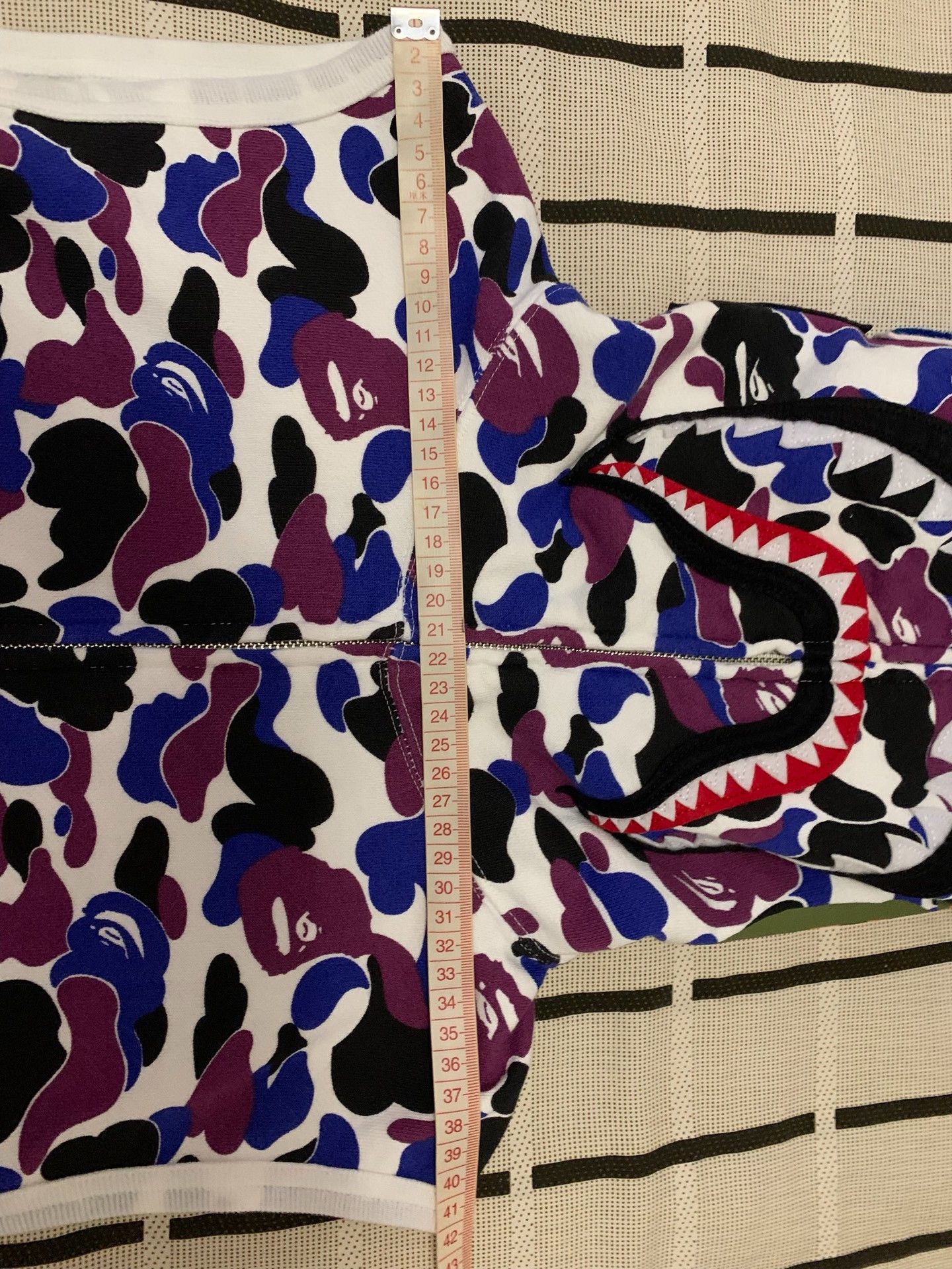Bape Bape Limited Shark Pink Hoodie M Men Size US M / EU 48-50 / 2 - 9 Thumbnail