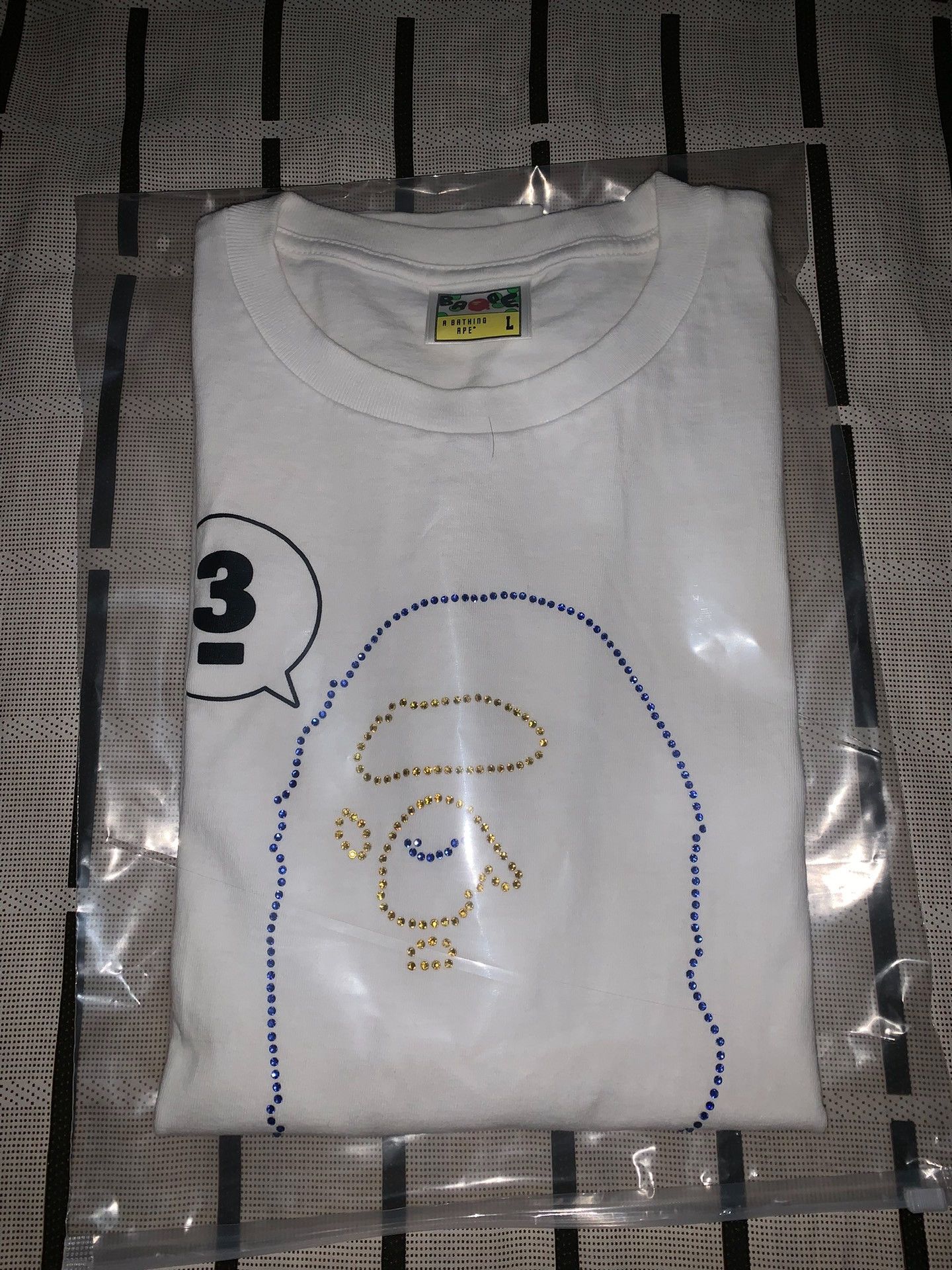 Bape Bape Special Ape Head Gold T-Shirt L Men Size US L / EU 52-54 / 3 - 6 Thumbnail