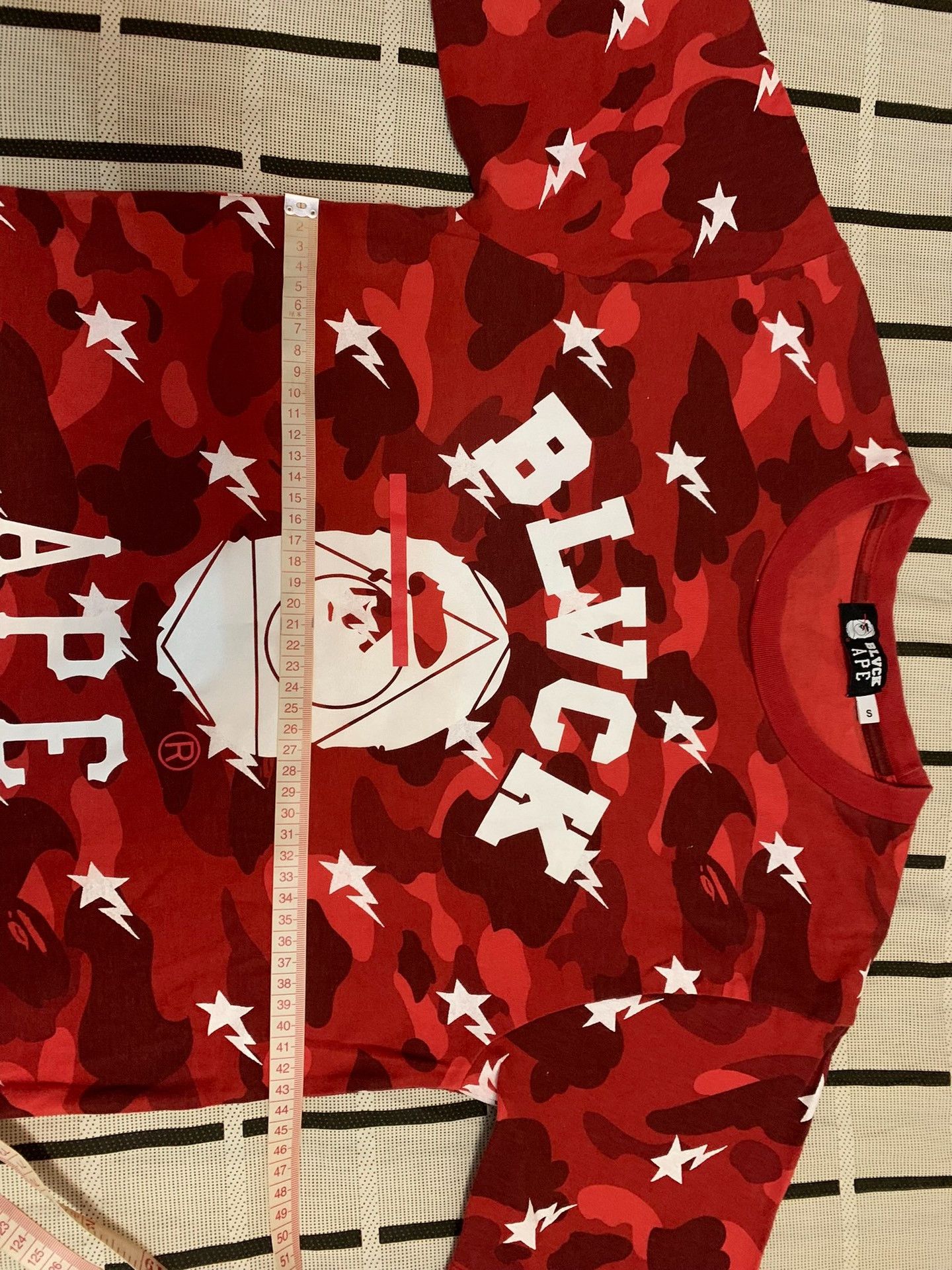 Bape Bape Camo Ape Head Red T-Shirt S Men Size US S / EU 44-46 / 1 - 8 Thumbnail