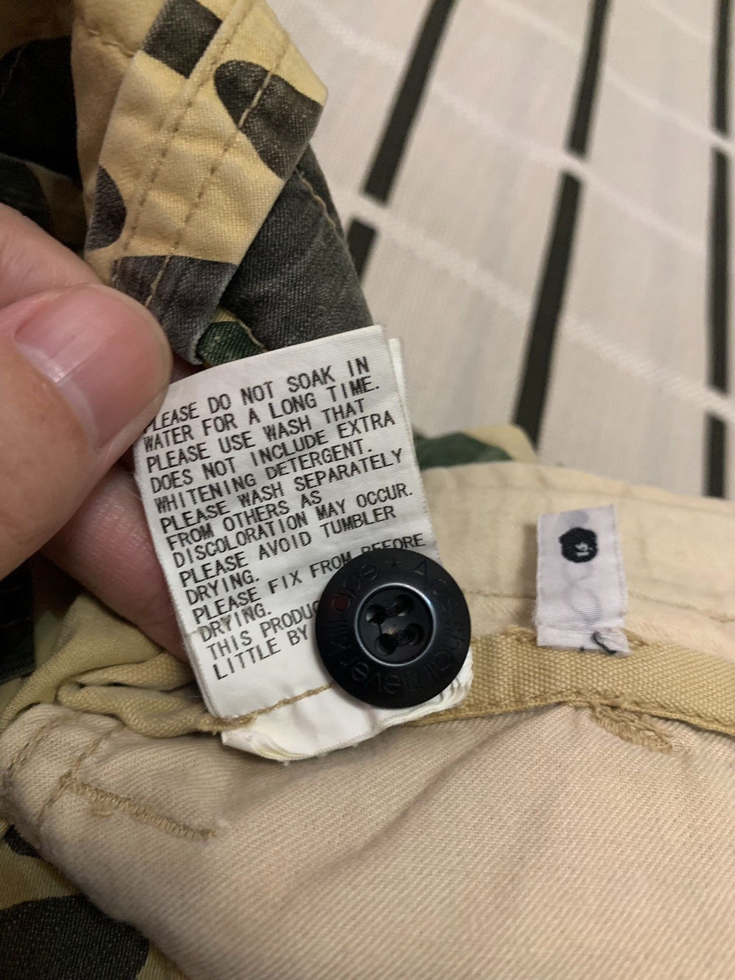 Bape Bape Camo Yellow Shorts S Men Size US 30 / EU 46 - 6 Thumbnail