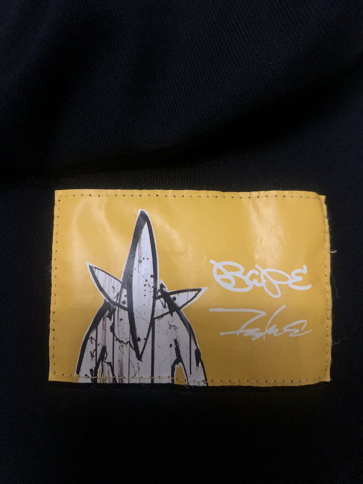 Bape Bape Graphic T-Shirt M Men Size US M / EU 48-50 / 2 - 4 Thumbnail