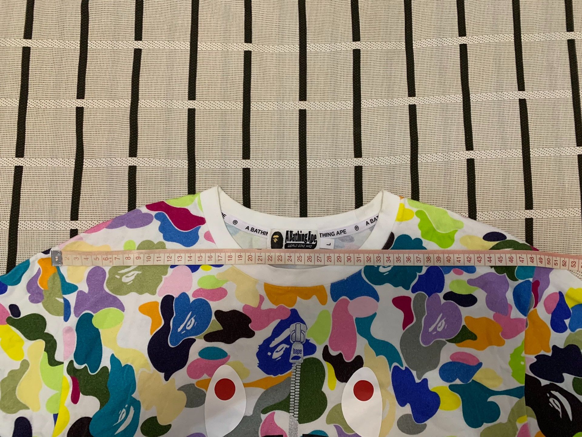 Bape Bape Shark Camo Multi T-Shirt L Men Size US L / EU 52-54 / 3 - 9 Thumbnail