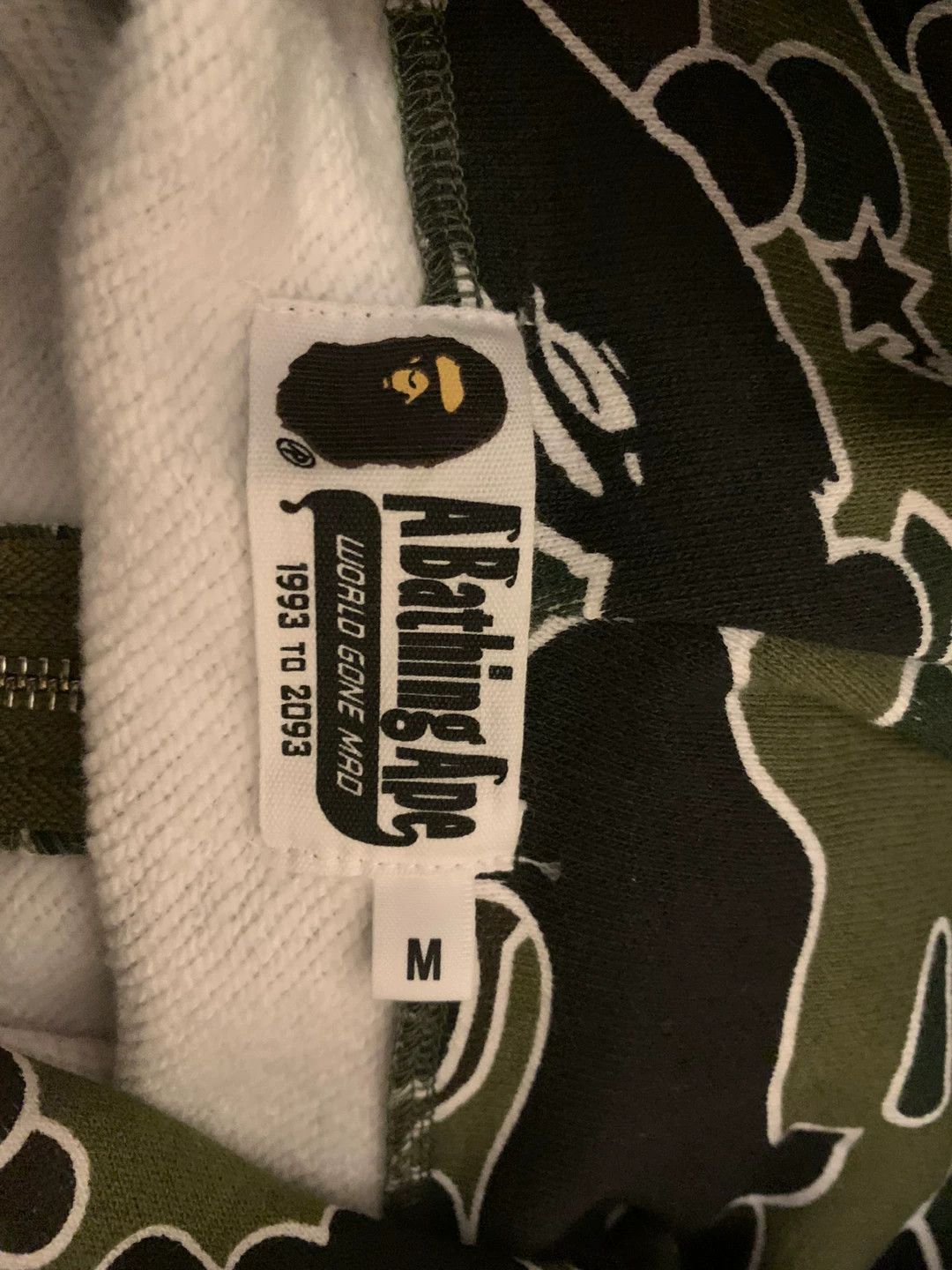 Bape Bape Shark White Hoodie M Men Size US M / EU 48-50 / 2 - 4 Thumbnail