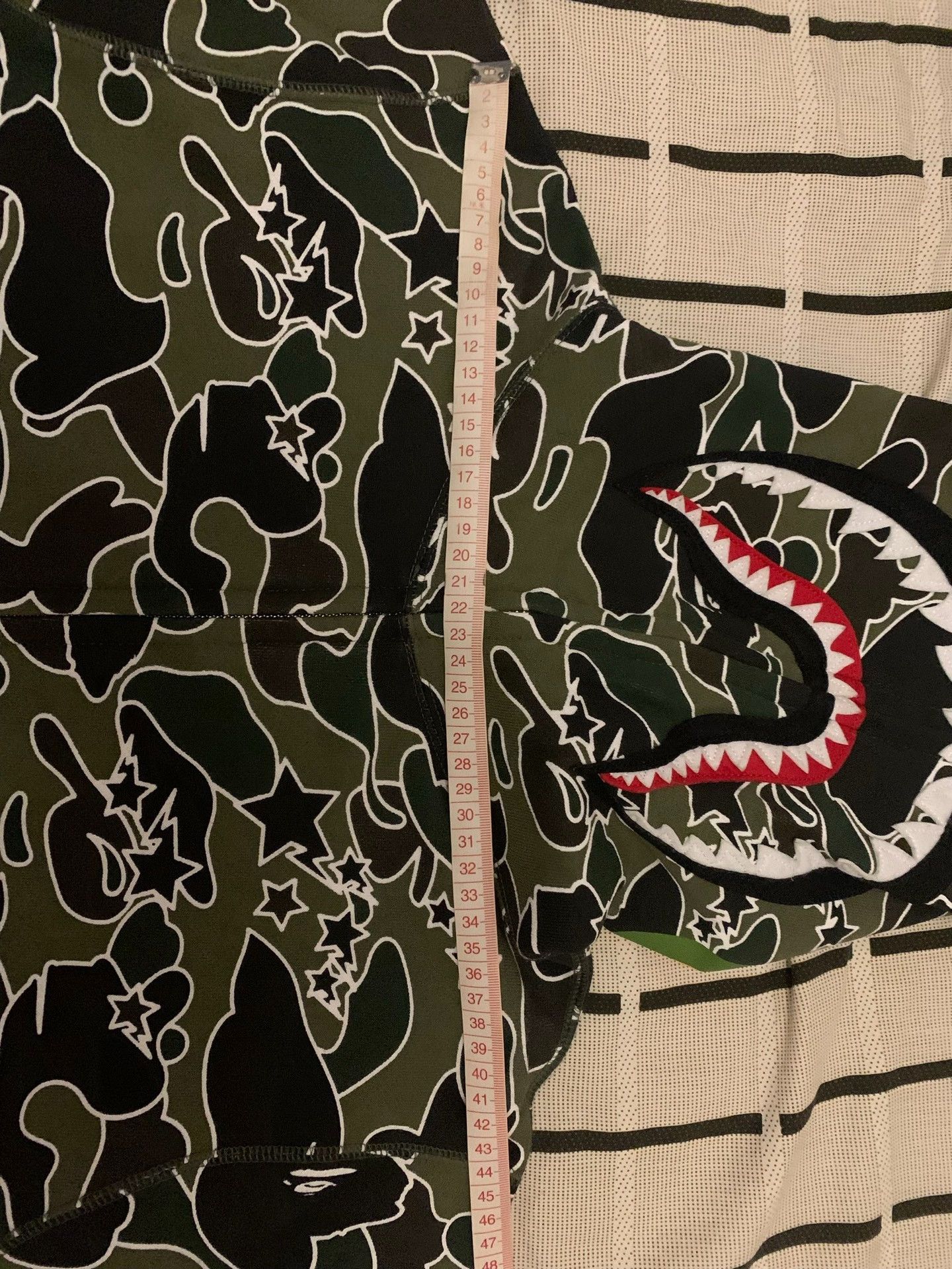 Bape Bape Shark White Hoodie M Men Size US M / EU 48-50 / 2 - 9 Thumbnail