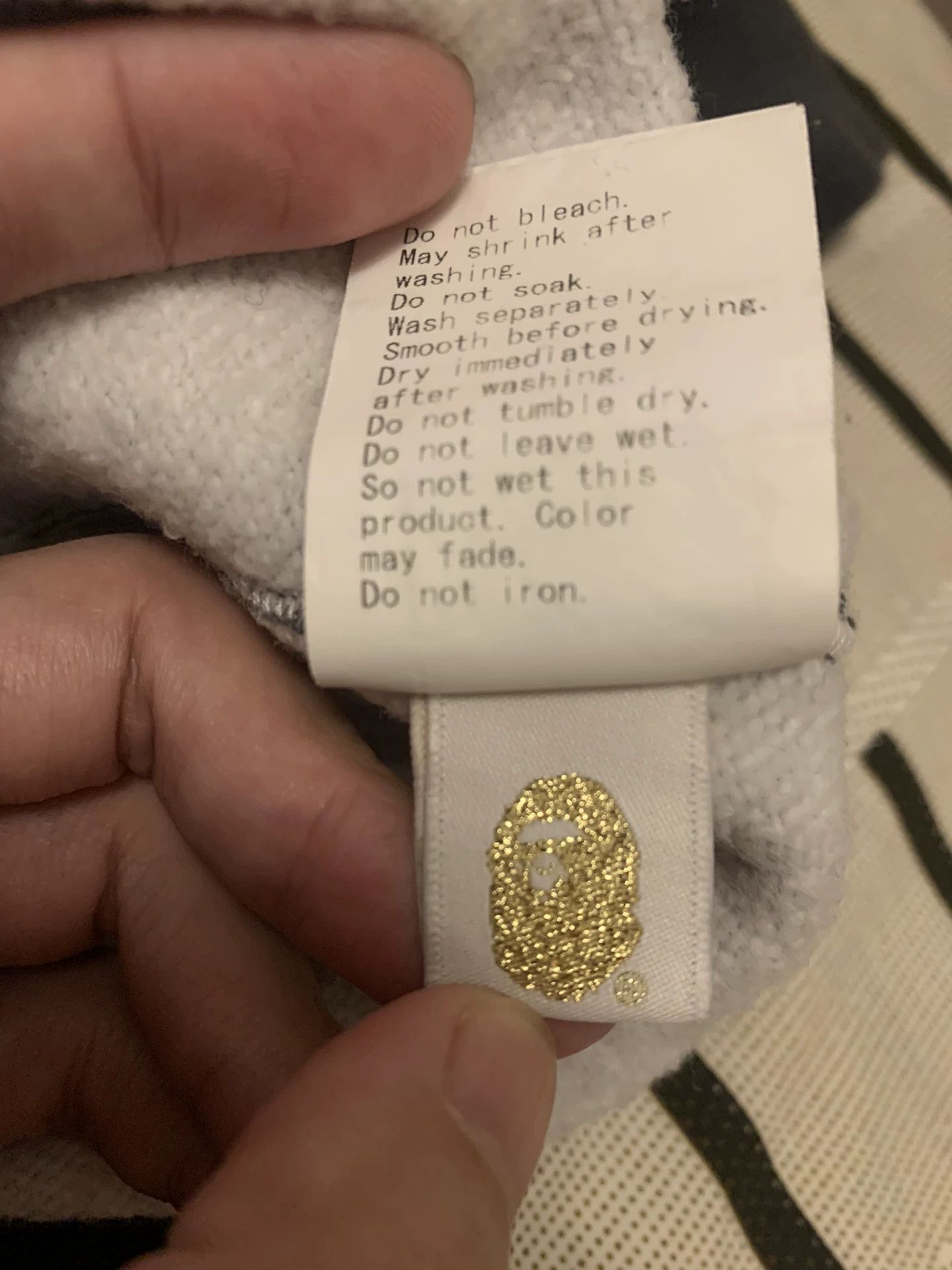 Bape Bape Shark Glow Hoodie S Men Size US S / EU 44-46 / 1 - 7 Thumbnail