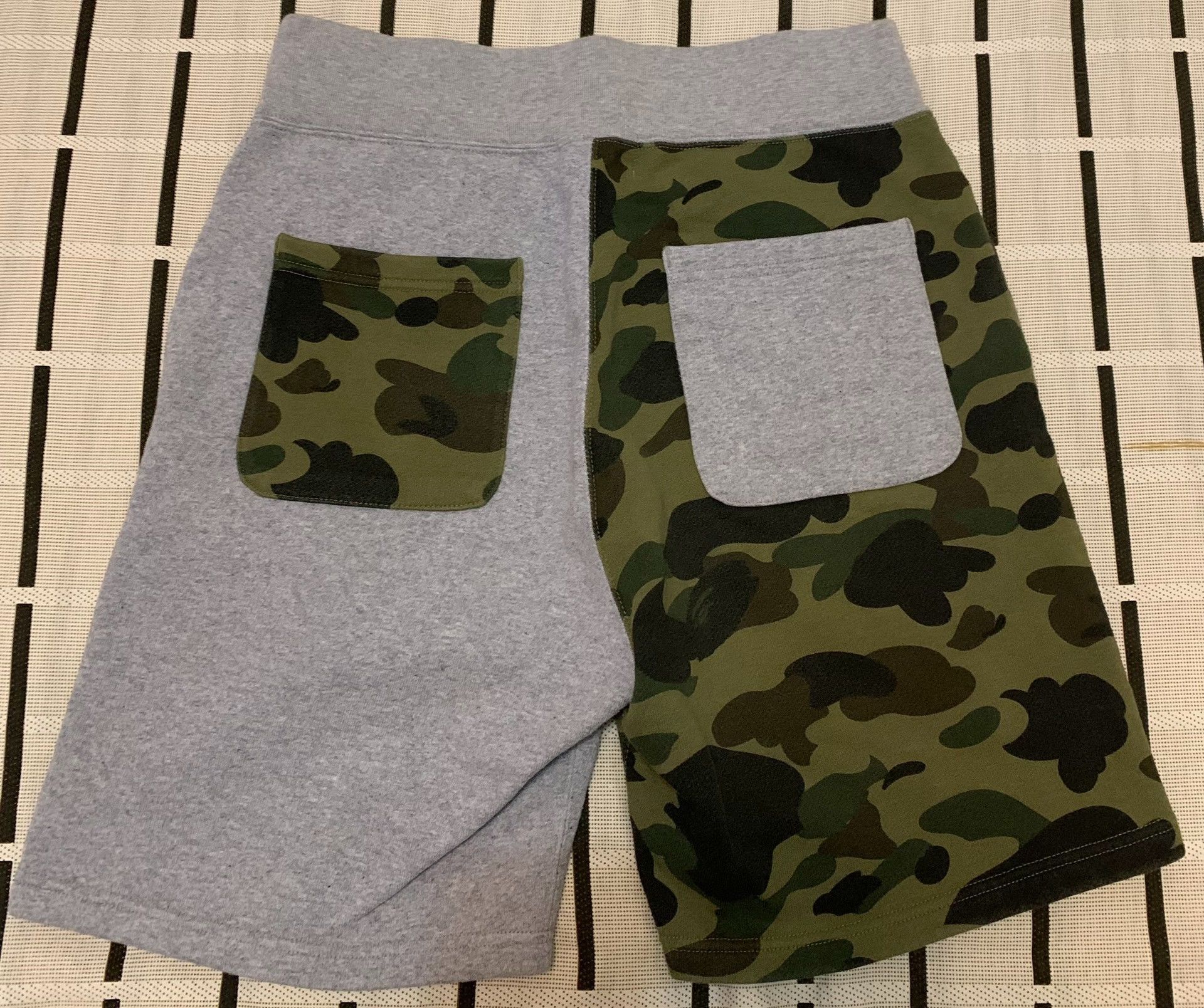 Bape Bape Shark Camo Green Casual Pants S Men Size US 30 / EU 46 - 2 Thumbnail