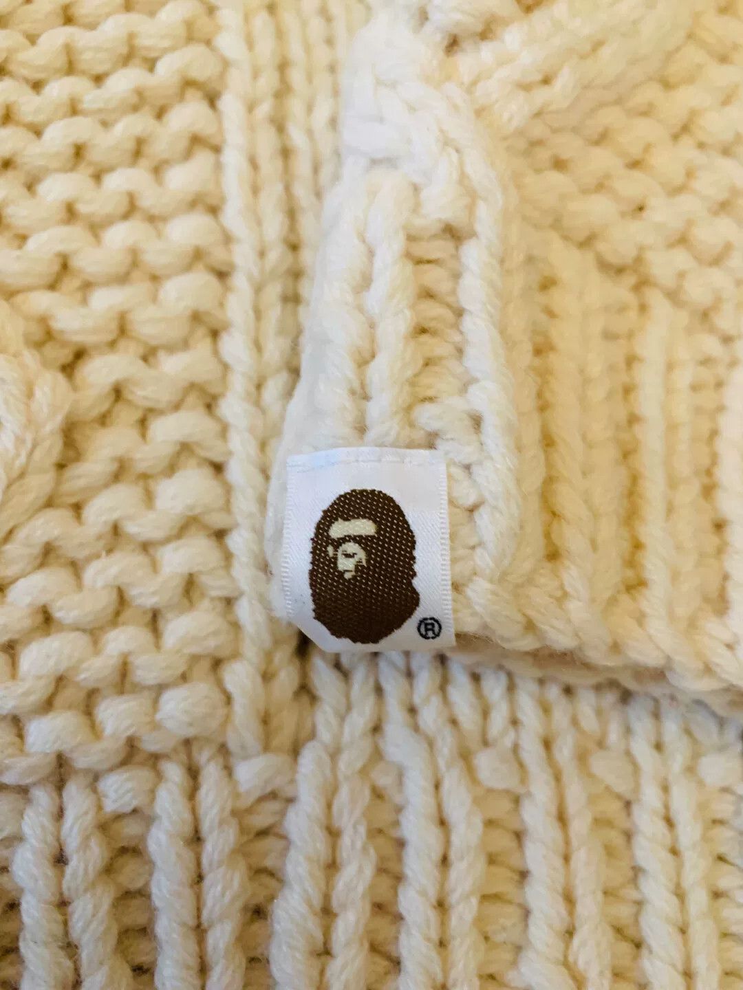 Bape Bape Wool White Sweater M Men Size US M / EU 48-50 / 2 - 2 Thumbnail