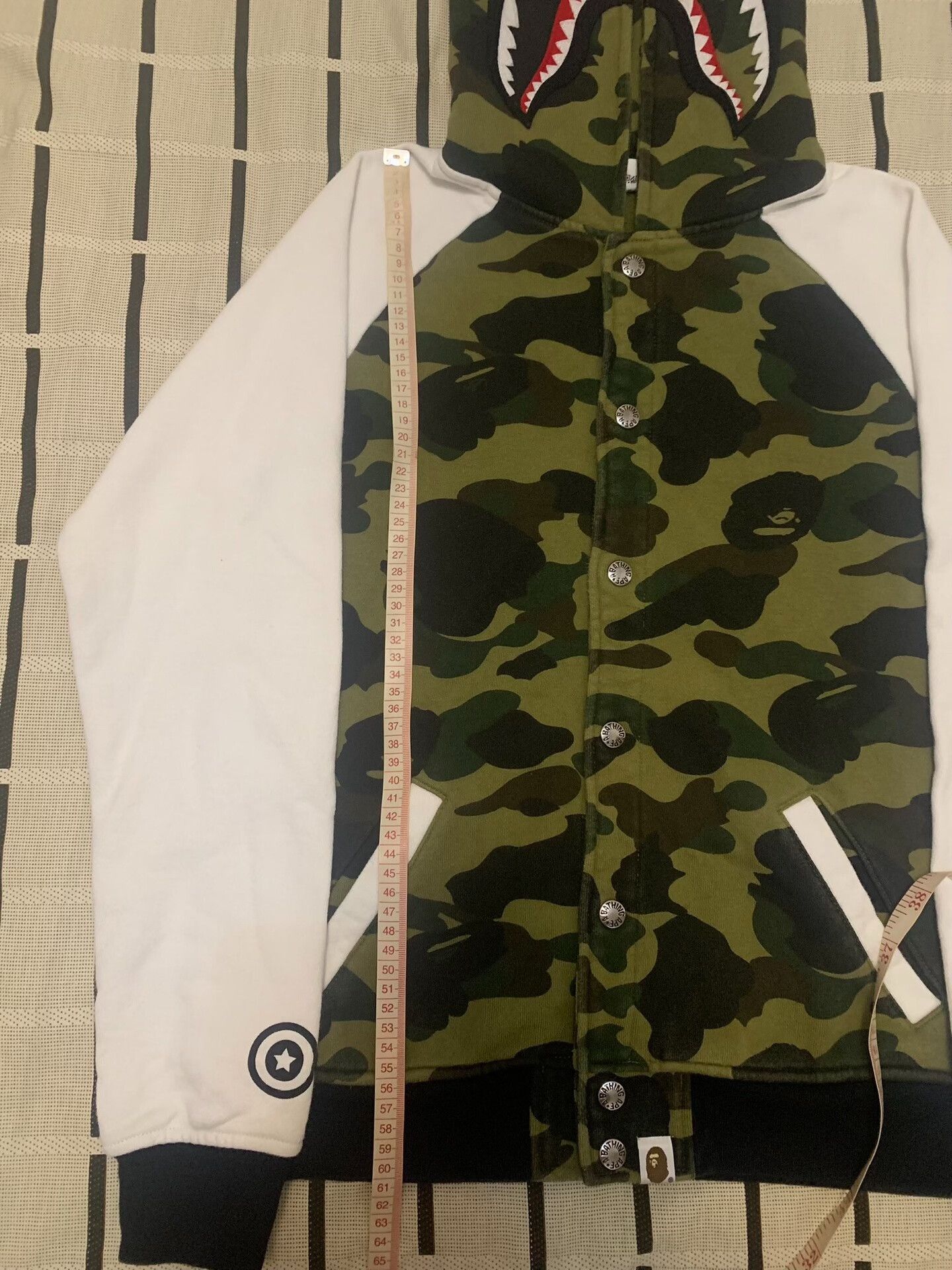 Bape Bape Shark Camo Green Light Jacket S Men Size US S / EU 44-46 / 1 - 7 Thumbnail