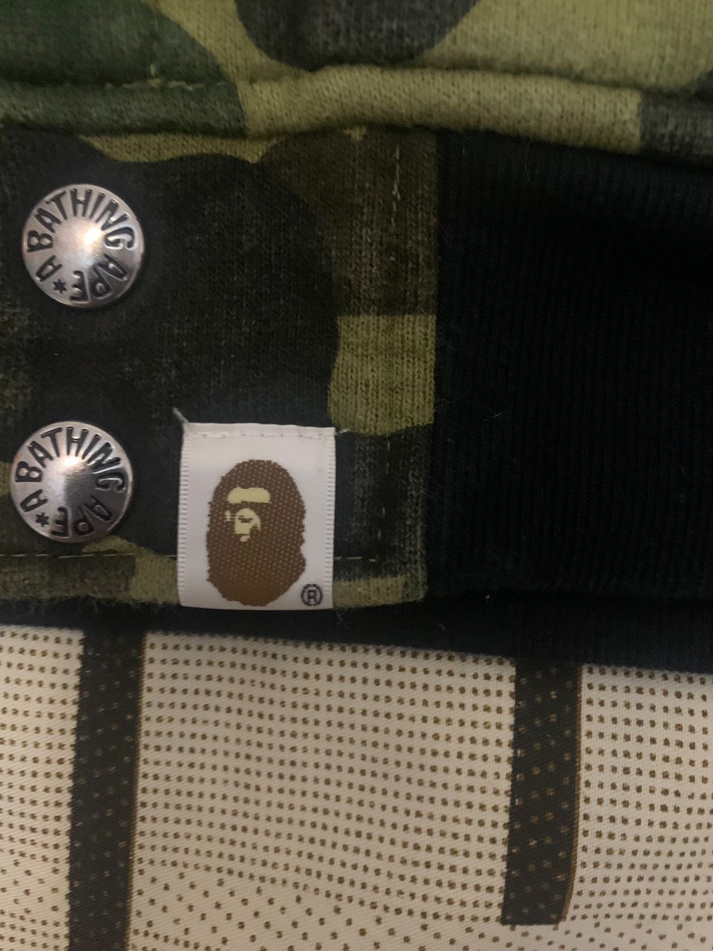Bape Bape Shark Camo Green Light Jacket S Men Size US S / EU 44-46 / 1 - 6 Thumbnail