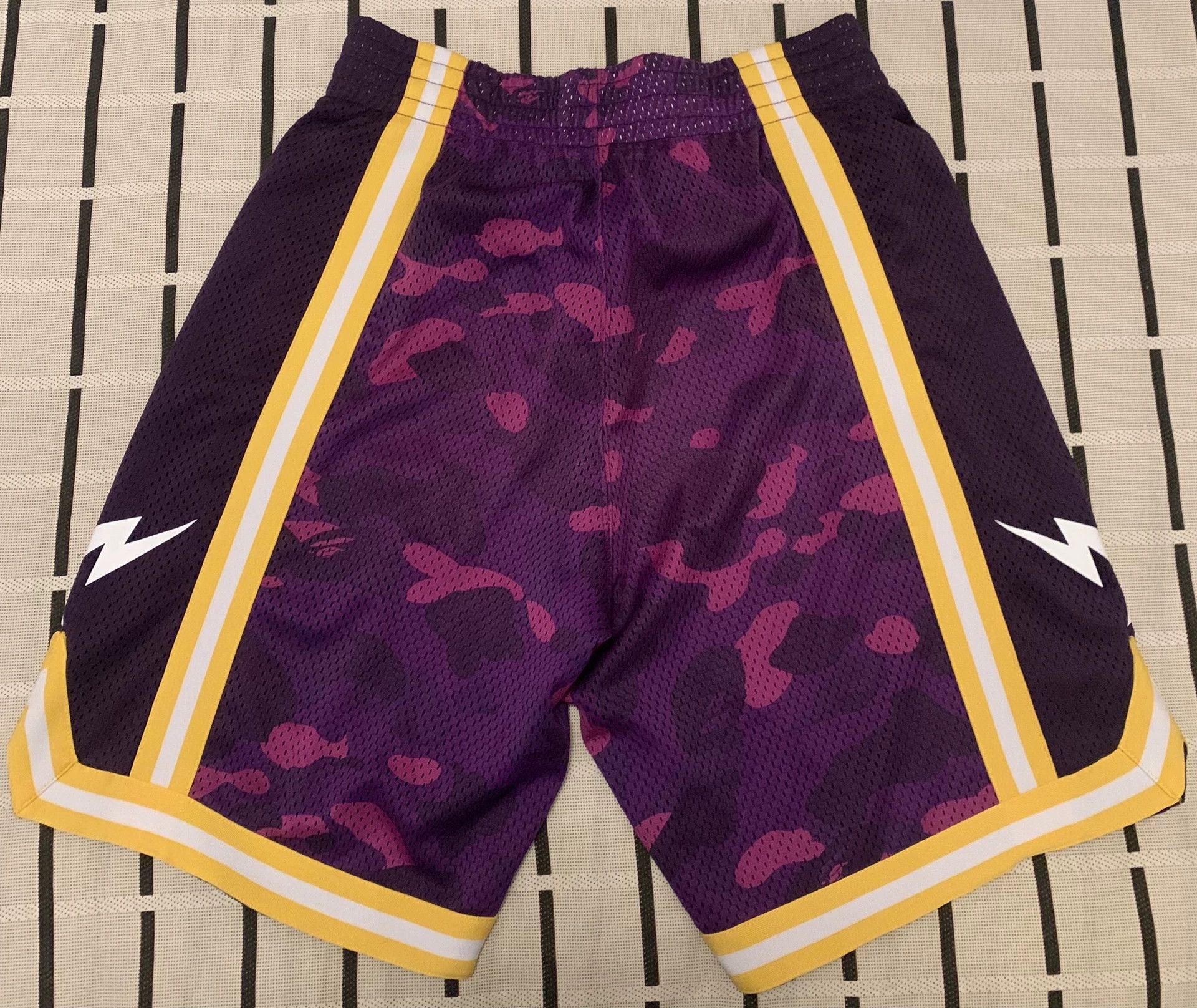 Bape Bape Basketball Purple Shorts M Men Size US 32 / EU 48 - 2 Thumbnail