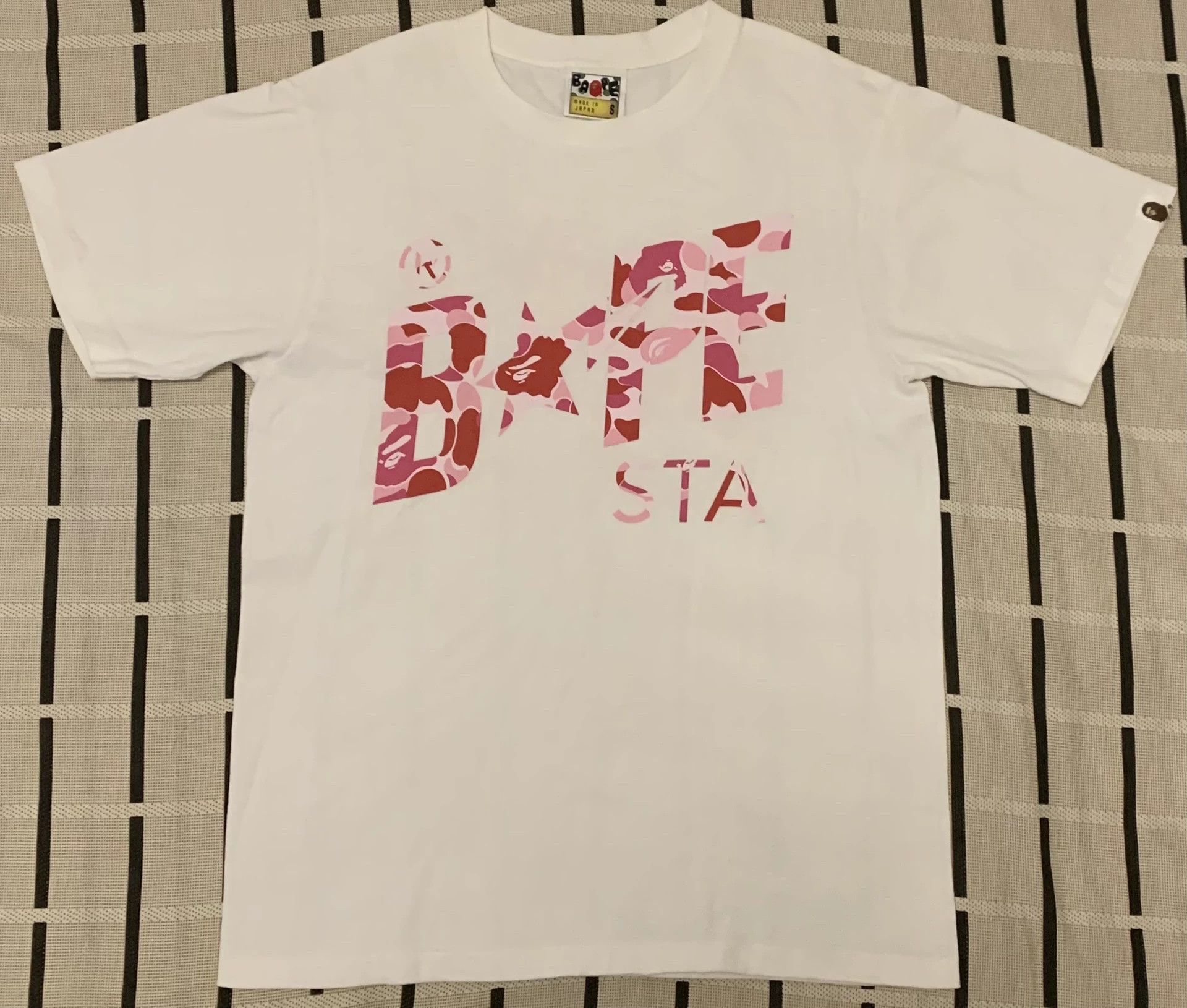 Bape Bape Camo Pink T-Shirt S Men Size US S / EU 44-46 / 1 - 2 Thumbnail
