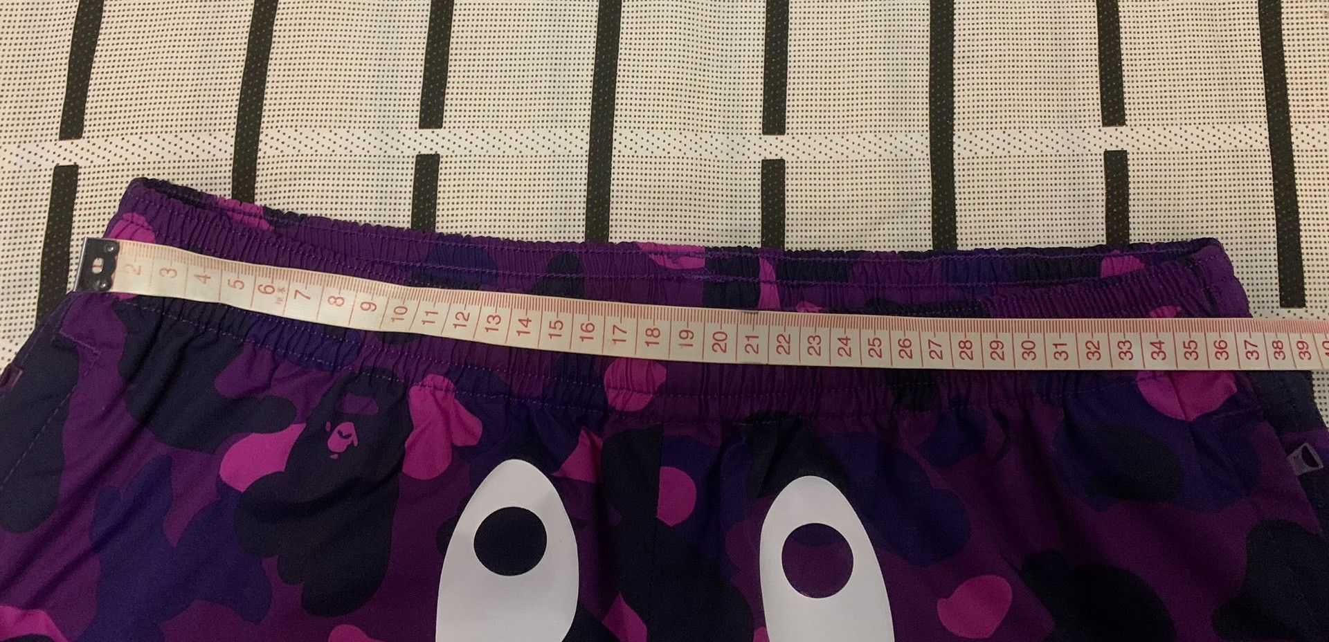 Bape Bape Shark Camo Purple Shorts M Men Size US 32 / EU 48 - 9 Thumbnail