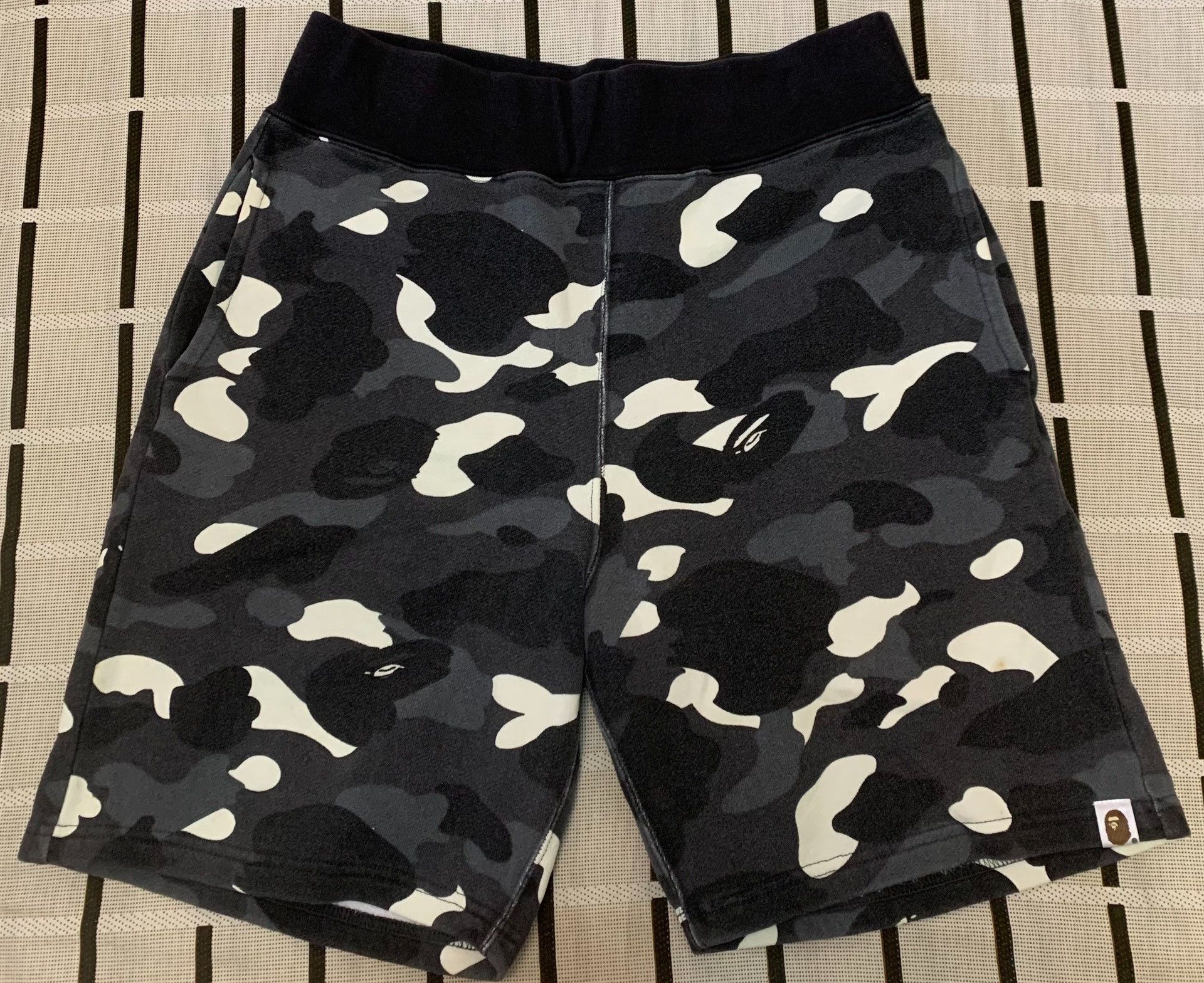 Bape Bape Camo Casual Pants S Men Size US 30 / EU 46 - 2 Thumbnail