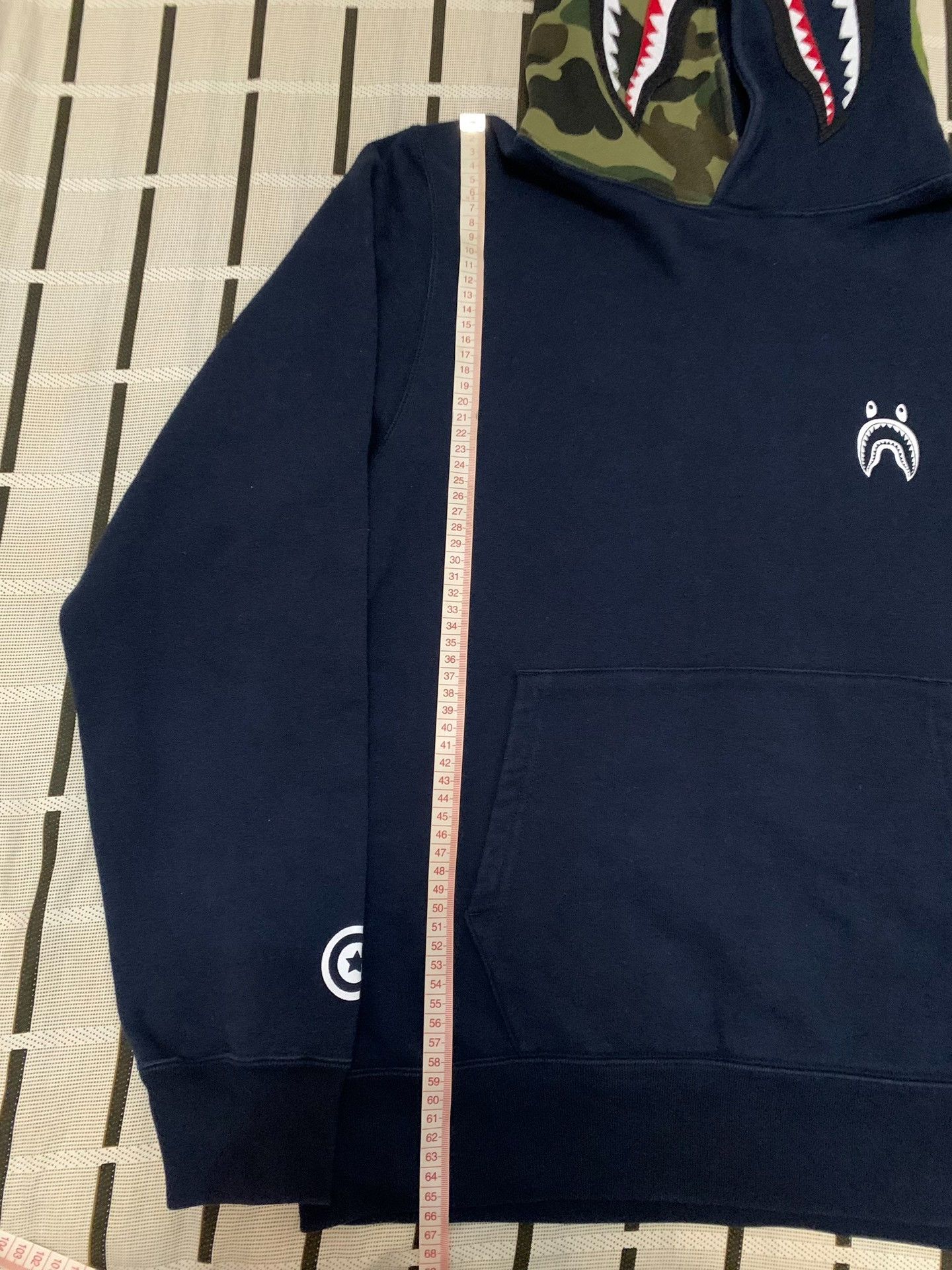 Bape Bape Shark Camo Hoodie M Men Size US M / EU 48-50 / 2 - 7 Thumbnail