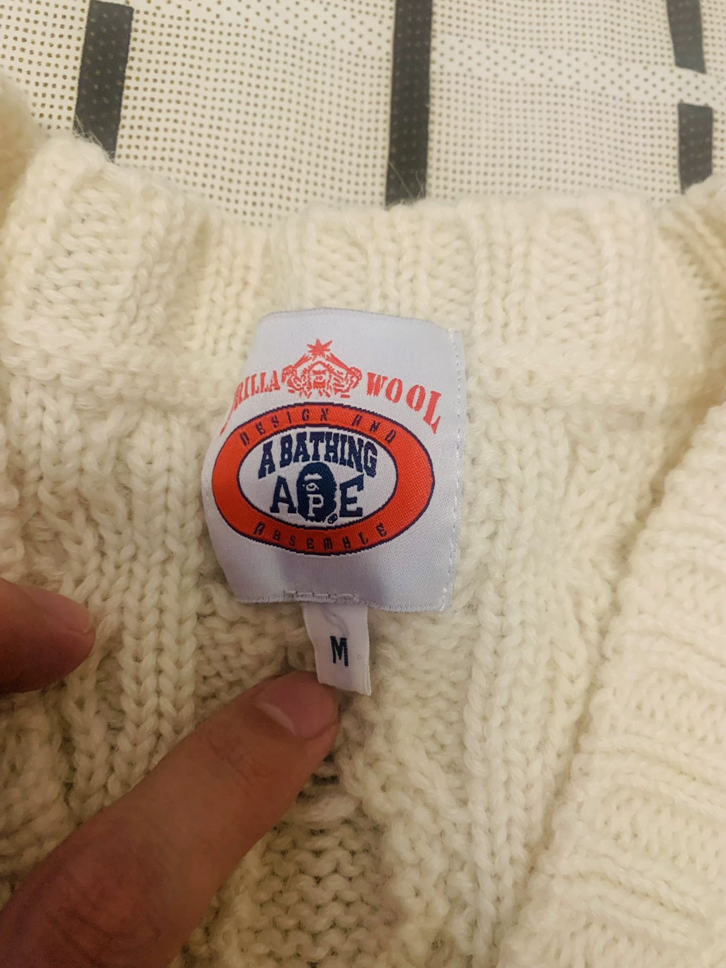 Bape Bape Wool White Sweater M Men Size US M / EU 48-50 / 2 - 2 Thumbnail