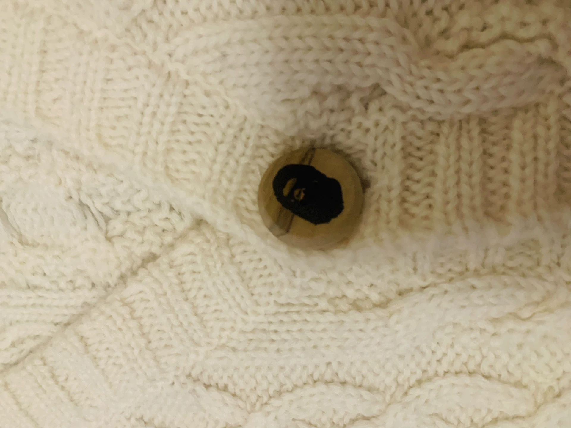 Bape Bape Wool White Sweater M Men Size US M / EU 48-50 / 2 - 3 Thumbnail