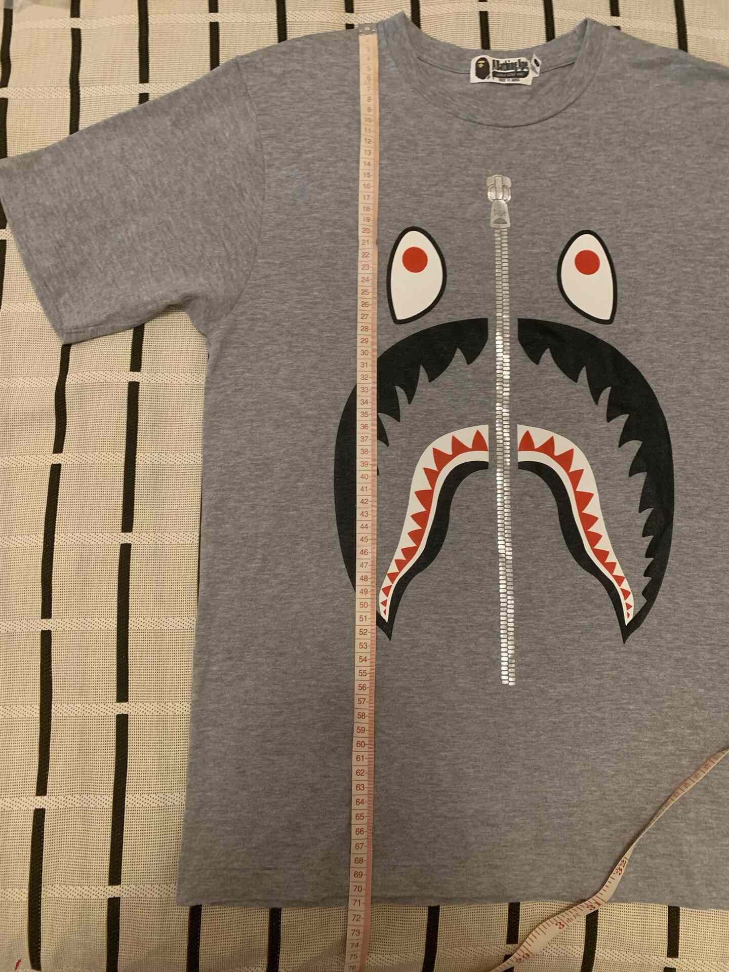 Bape Bape Shark Embroidered Gold T-Shirt M Men Size US M / EU 48-50 / 2 - 7 Thumbnail