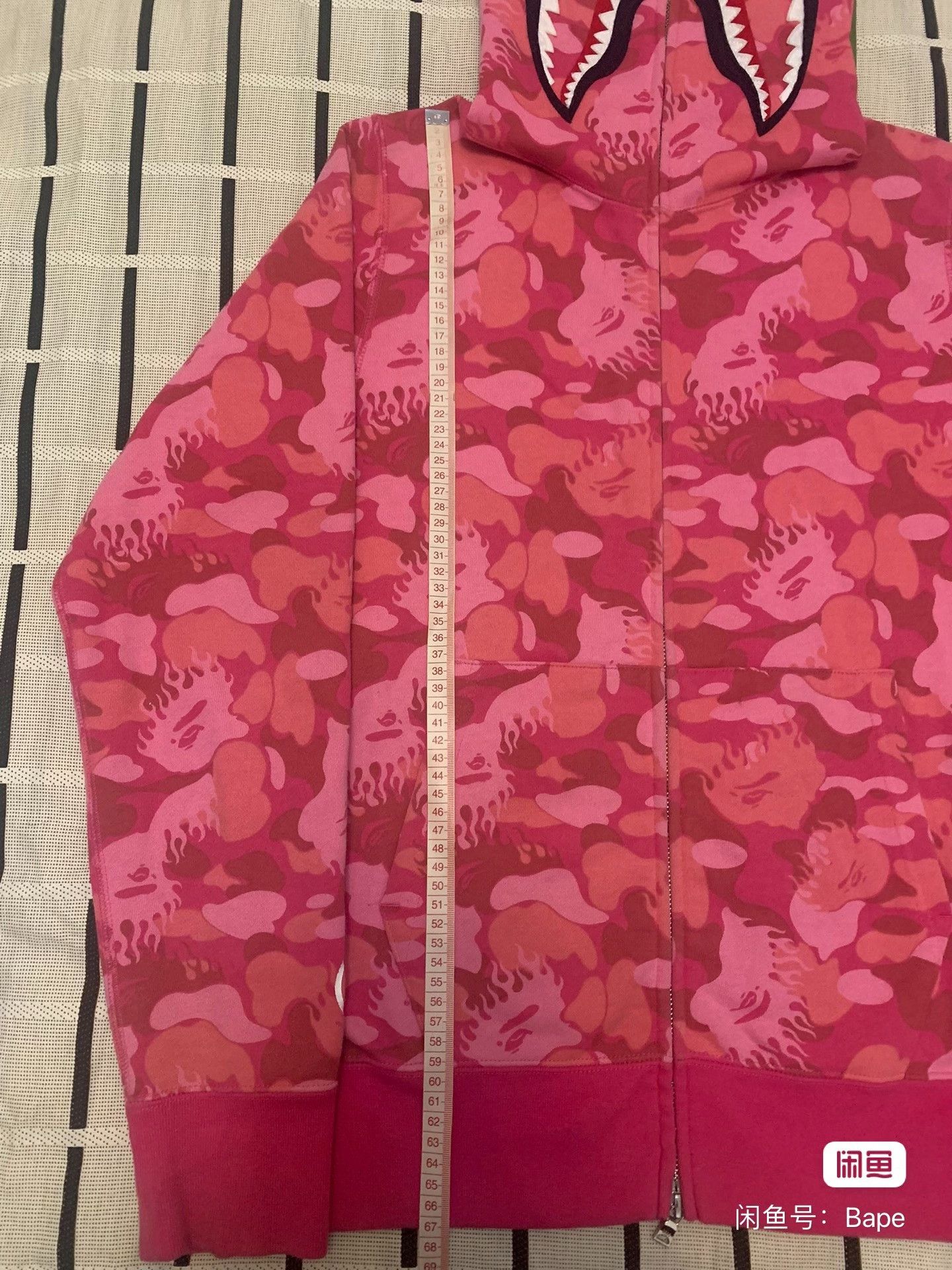 Bape Bape Shark Camo Red Light Jacket M Men Size US M / EU 48-50 / 2 - 7 Thumbnail