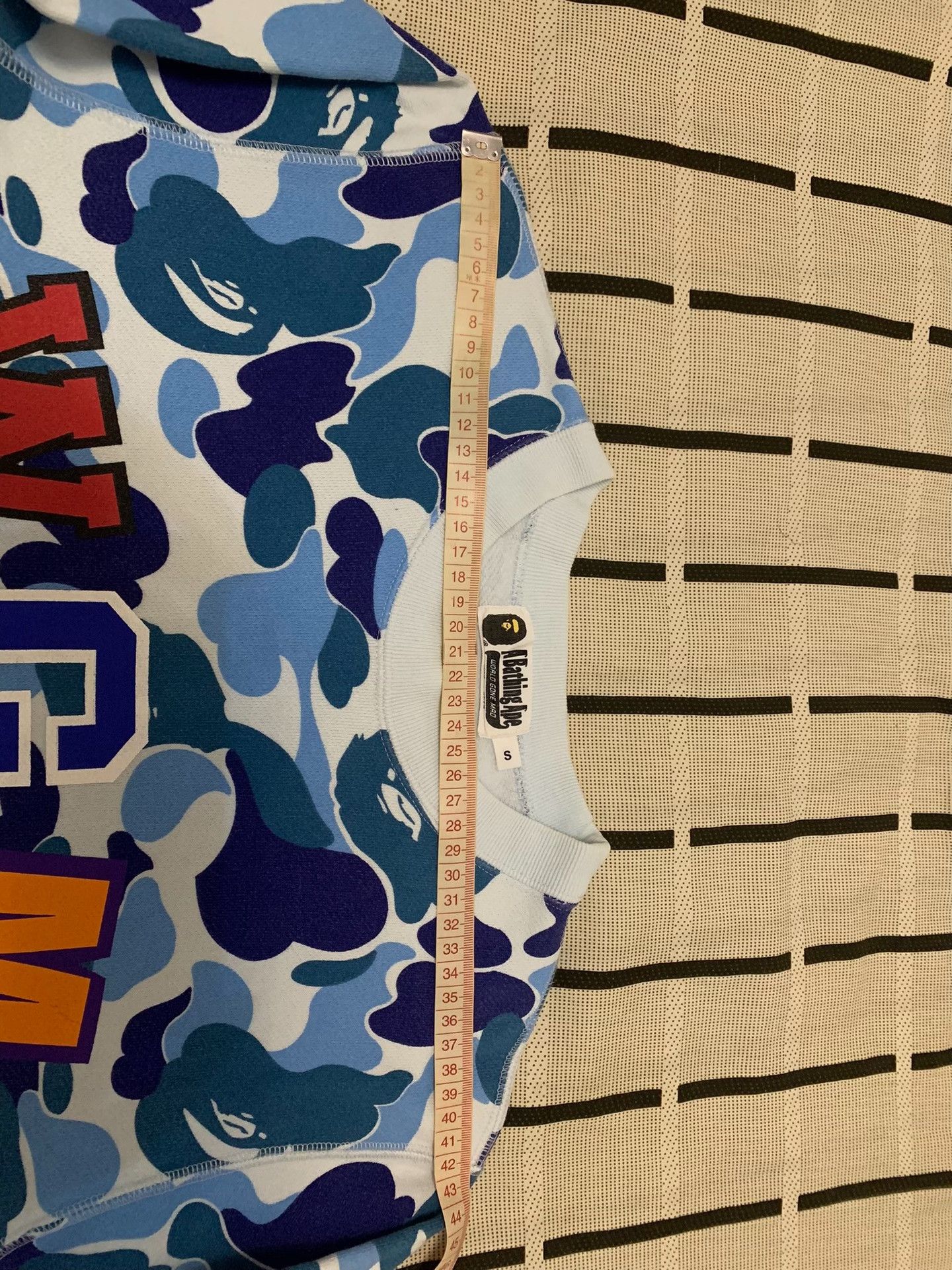 Bape Bape Shark Camo Blue Hoodie S Men Size US S / EU 44-46 / 1 - 9 Thumbnail