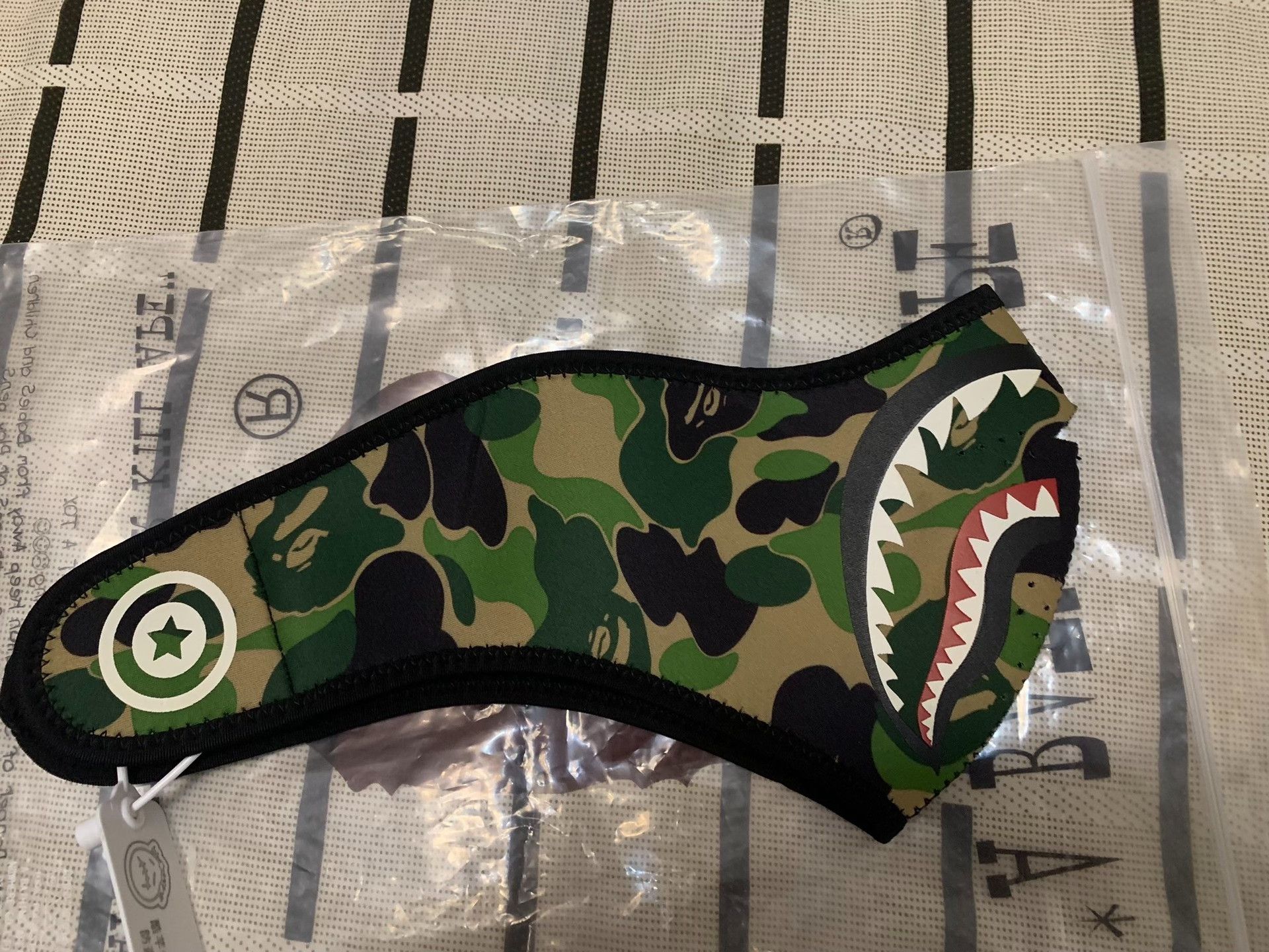 Bape Bape Green Shark Designer Casual Size ONE SIZE - 2 Thumbnail