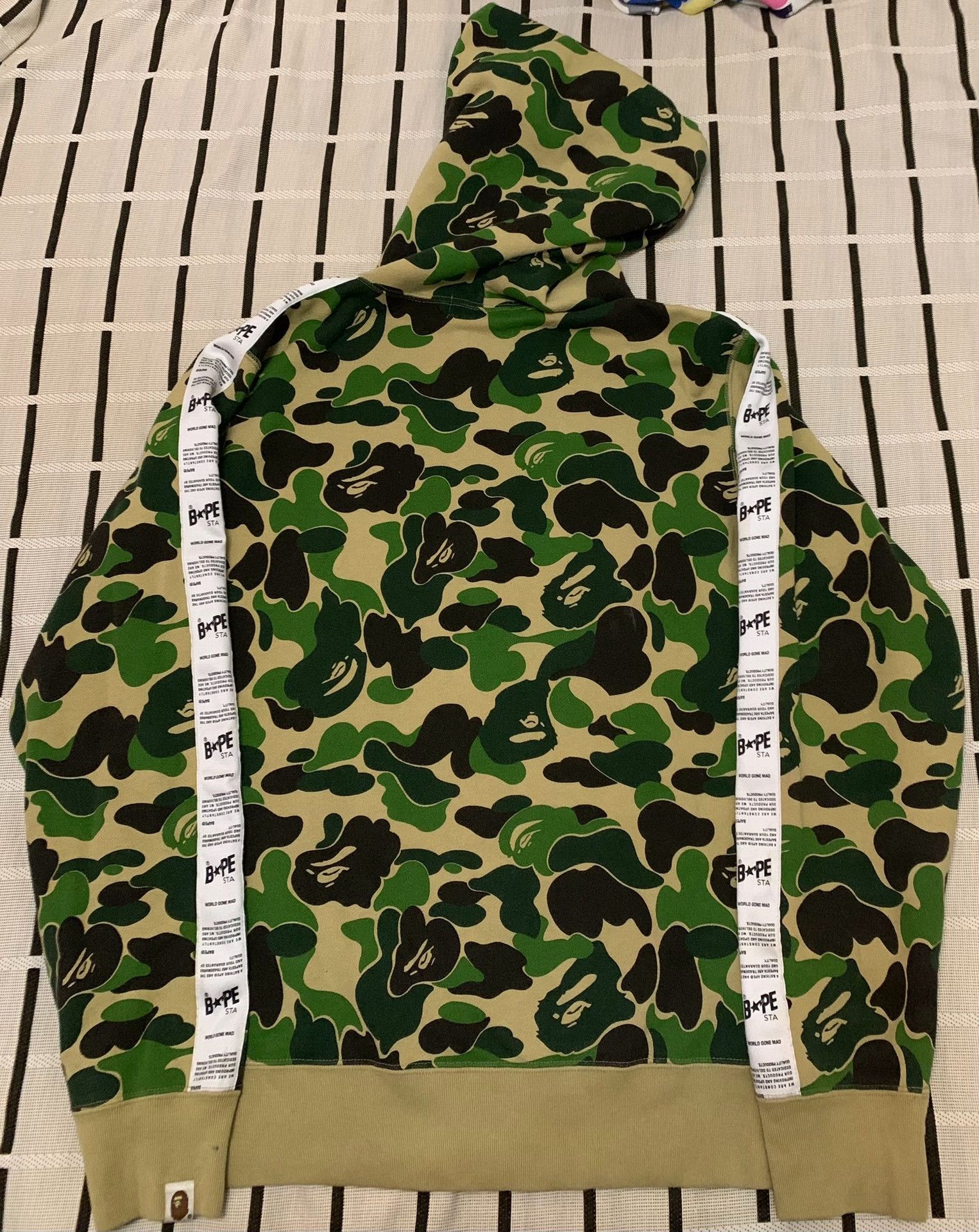 Bape Bape Camo Ape Green Light Jacket L Men Size US L / EU 52-54 / 3 - 2 Thumbnail