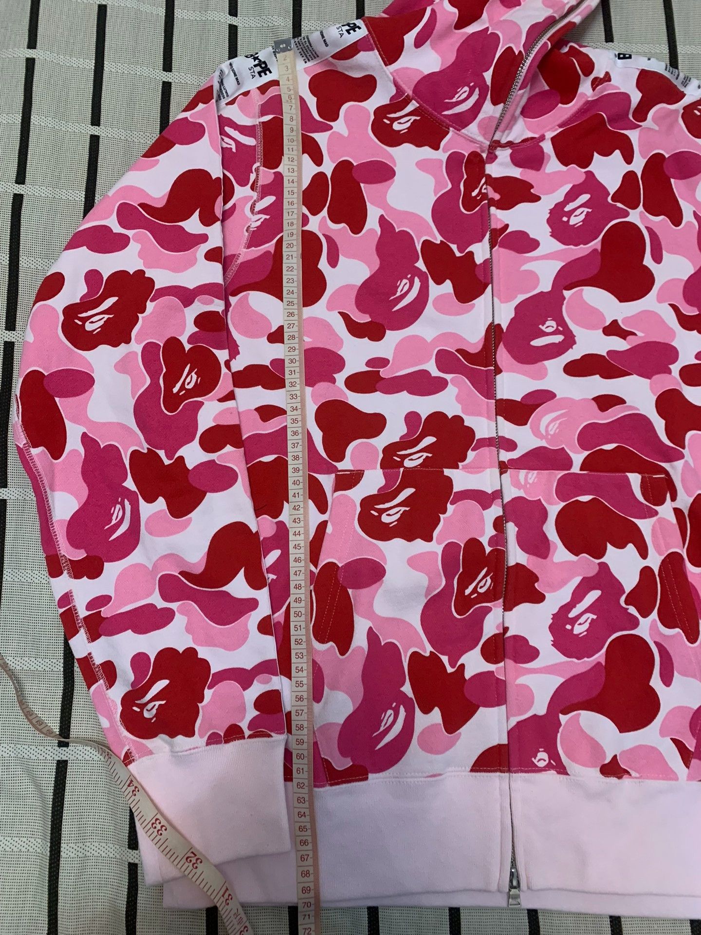 Bape Bape Camo Pink Light Jacket L Men Size US L / EU 52-54 / 3 - 8 Thumbnail