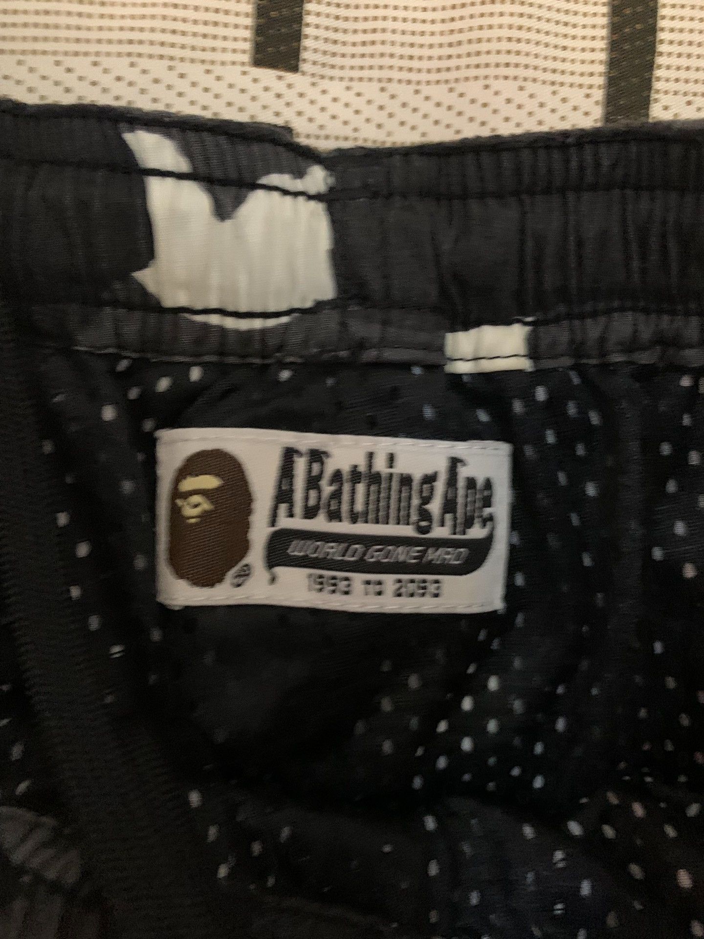 Bape Bape Camo Ape Head Shorts S Men Size US 30 / EU 46 - 4 Thumbnail