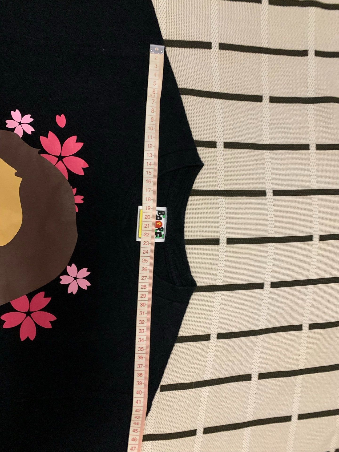 Bape Bape Ape Head T-Shirt S Men Size US S / EU 44-46 / 1 - 8 Thumbnail