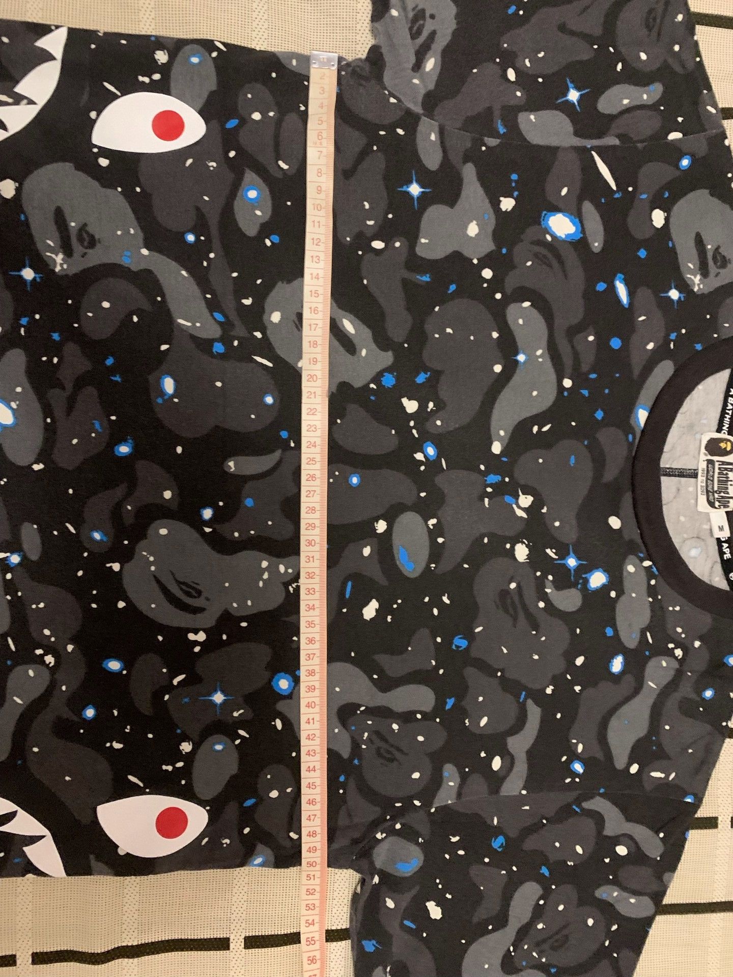 Bape Bape Shark Camo T-Shirt M Men Size US M / EU 48-50 / 2 - 8 Thumbnail