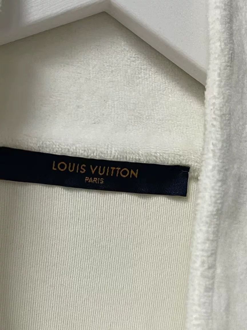 Louis Vuitton Louis Vuitton Velvet Embossed Monogram Half-Zip Sweatshirt Size US L / EU 52-54 / 3 - 6 Thumbnail