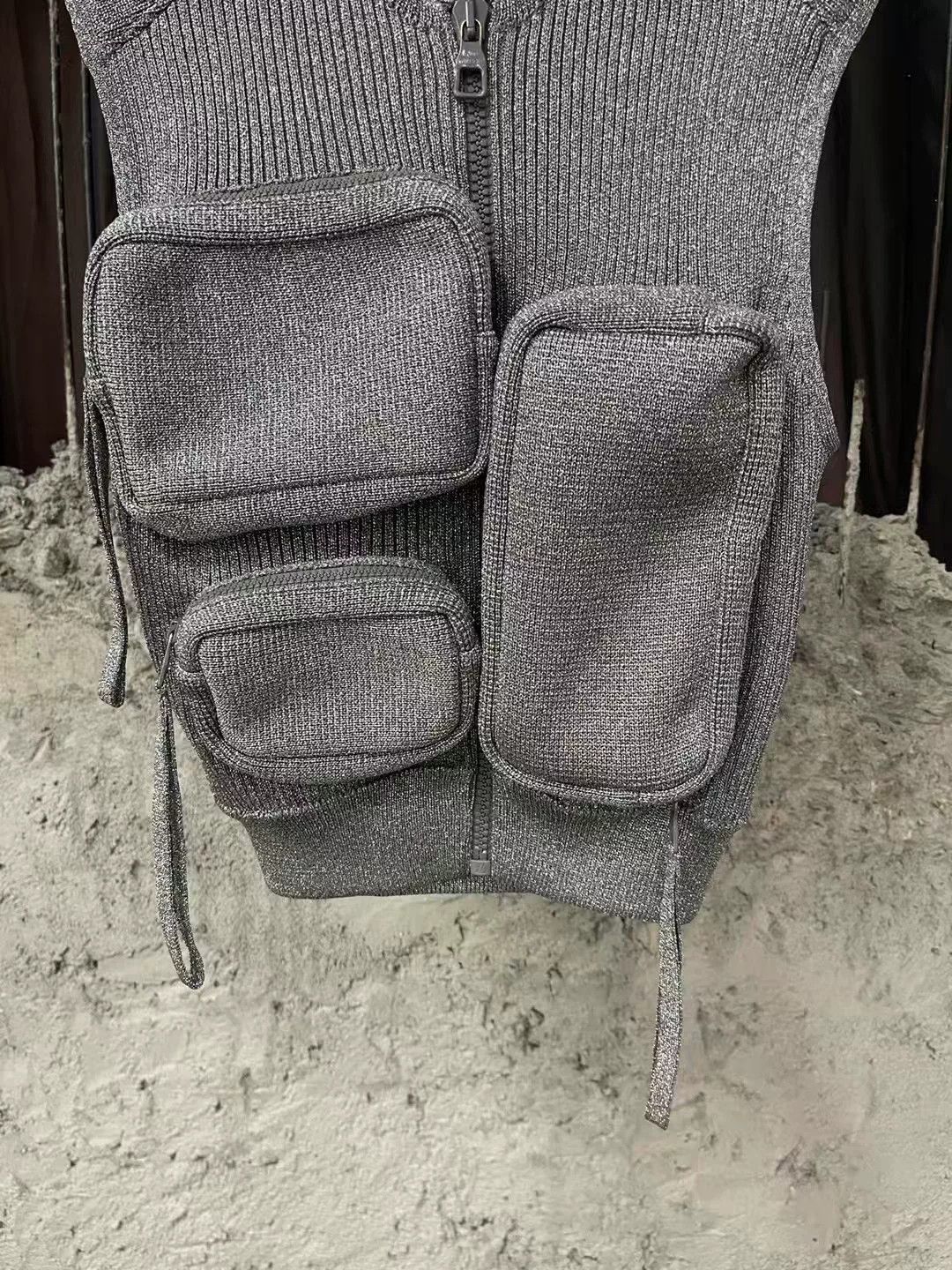 Louis Vuitton Louis Vuitton Gray Wool Pocket Tactical Vest Size US L / EU 52-54 / 3 - 3 Thumbnail