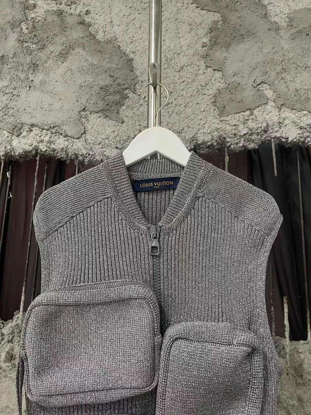 Louis Vuitton Louis Vuitton Gray Wool Pocket Tactical Vest Size US L / EU 52-54 / 3 - 6 Thumbnail