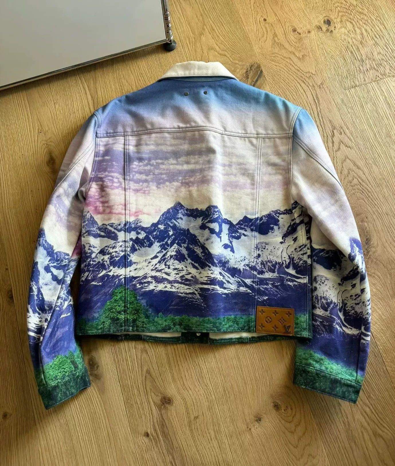 Louis Vuitton Louis Vuitton Snow Mountain Denim Jacket Size US S / EU 44-46 / 1 - 2 Thumbnail