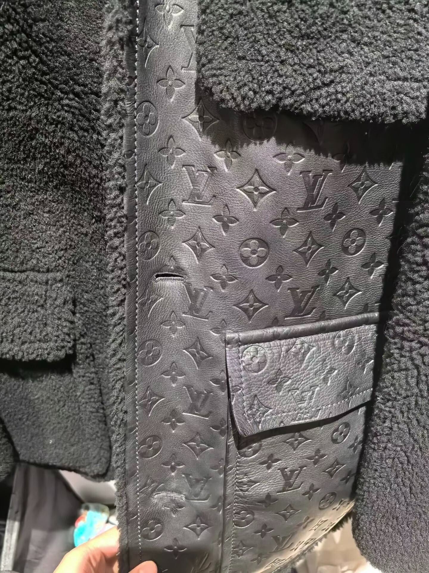 Louis Vuitton Louis Vuitton Black Embossed Monogram Fur Coat Size US M / EU 48-50 / 2 - 5 Thumbnail