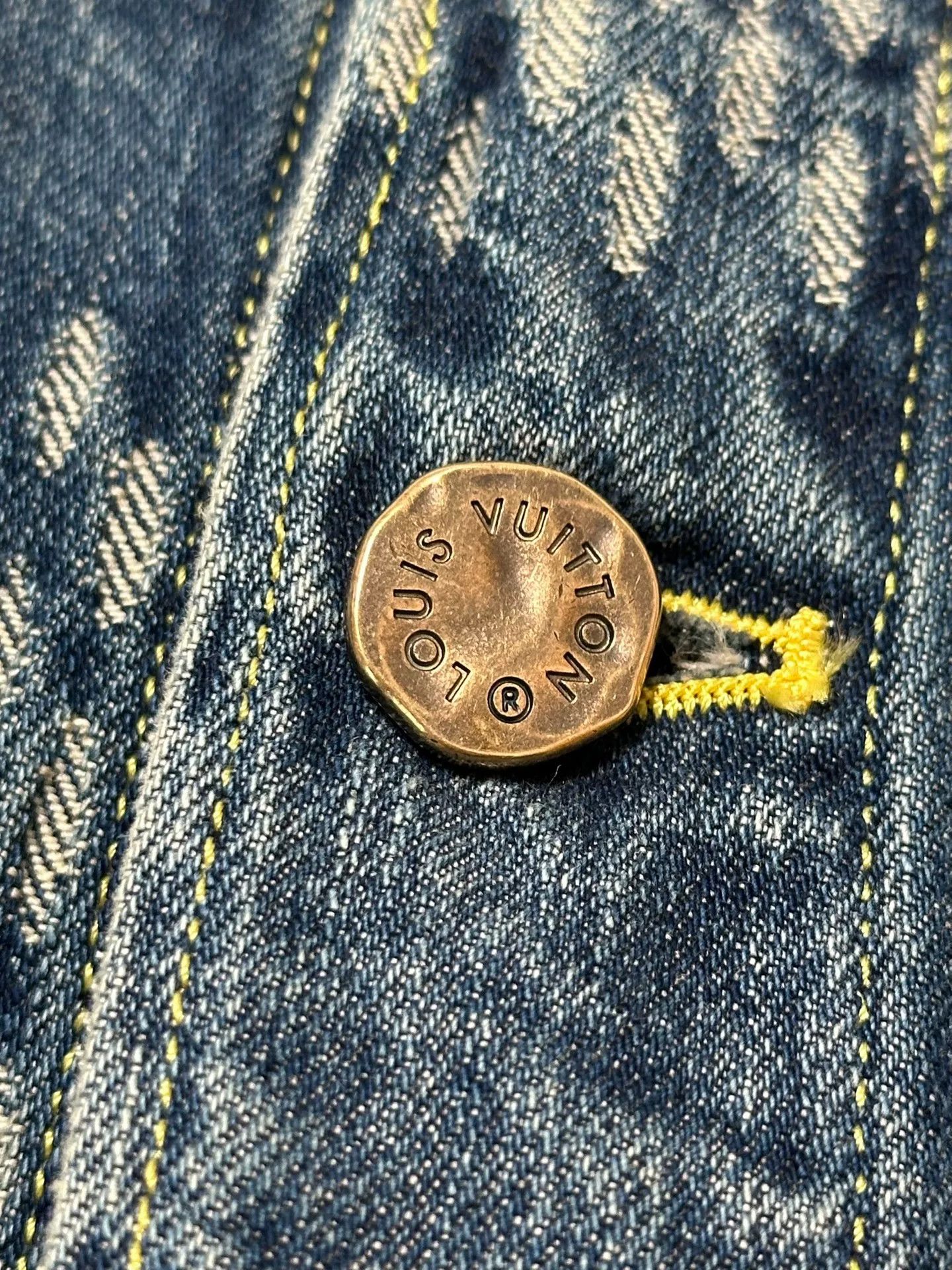 Louis Vuitton Louis Vuitton Nigo Blue Monogram Denim Jacket Size US M / EU 48-50 / 2 - 3 Thumbnail