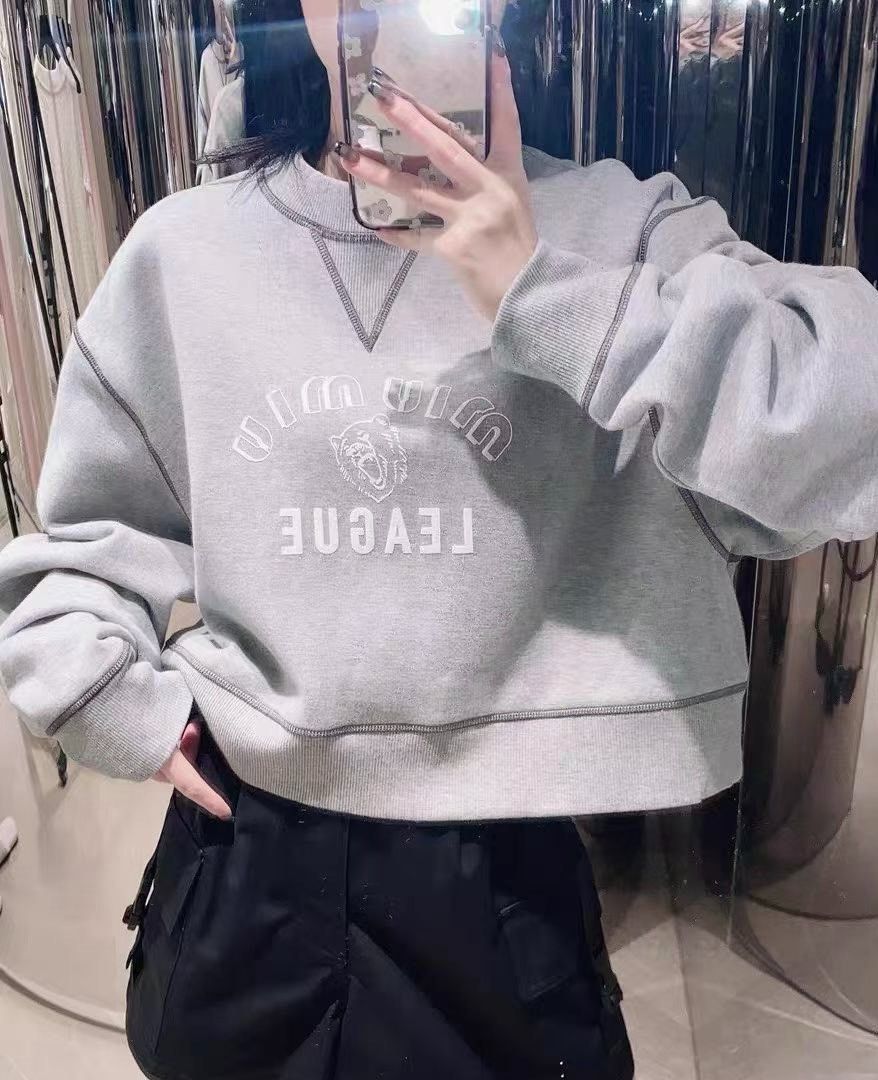 Miu Miu Miu Miu Gray Preppy Foam Print Cropped Sweatshirt Size S / US 4 / IT 40 - 6 Thumbnail