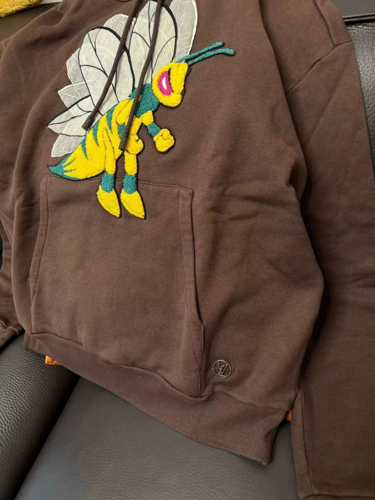 Louis Vuitton Louis Vuitton Brown Bumblebee Hoodie Size US M / EU 48-50 / 2 - 3 Thumbnail