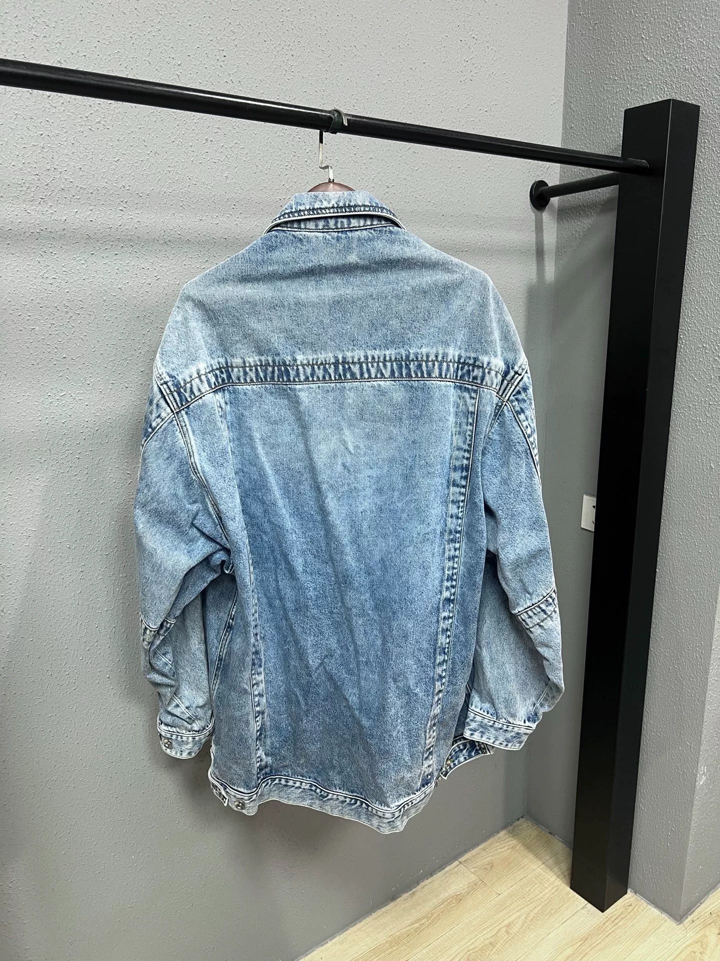 Maison Margiela Maison Margiela Washed Pleated Denim Jacket Size US L / EU 52-54 / 3 - 2 Thumbnail
