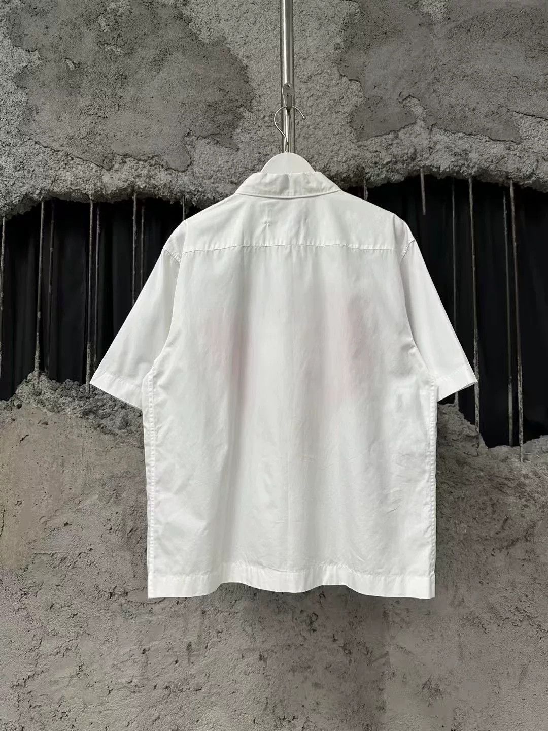 Prada Prada White Red Oversized Heart Logo Shirt Size S / US 4 / IT 40 - 2 Thumbnail