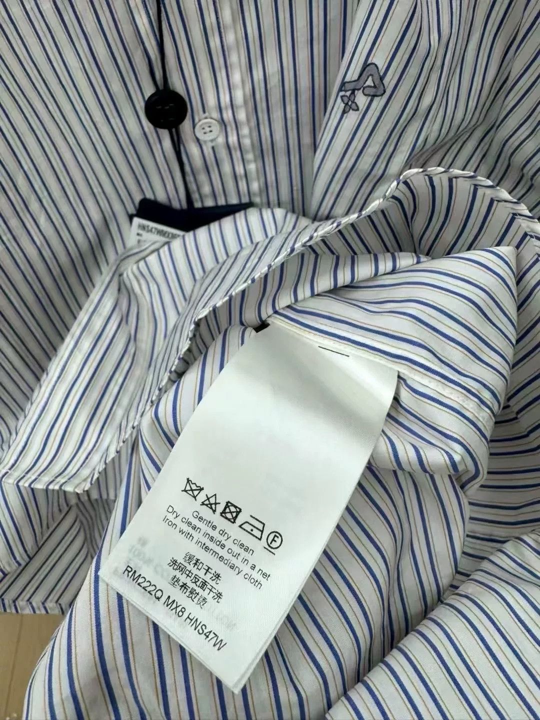 Louis Vuitton Louis Vuitton Blue White Stripe Long-sleeve Shirt Size US M / EU 48-50 / 2 - 5 Thumbnail