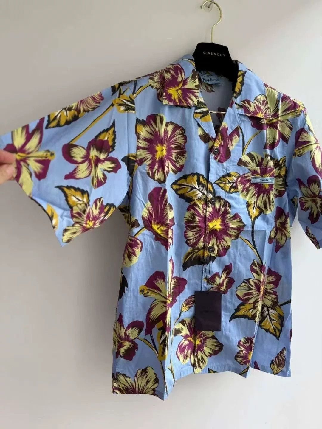 Prada Prada Floral Short-Sleeve Shirt with Logo Size US M / EU 48-50 / 2 - 3 Thumbnail