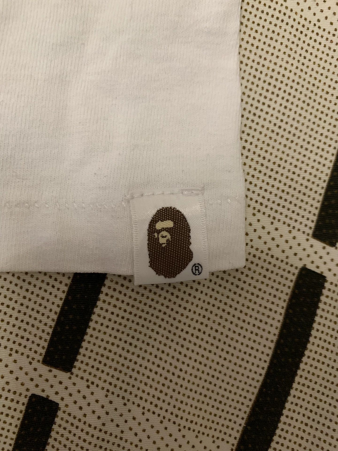 Bape Bape Shark T-Shirt L Men Size US L / EU 52-54 / 3 - 6 Thumbnail
