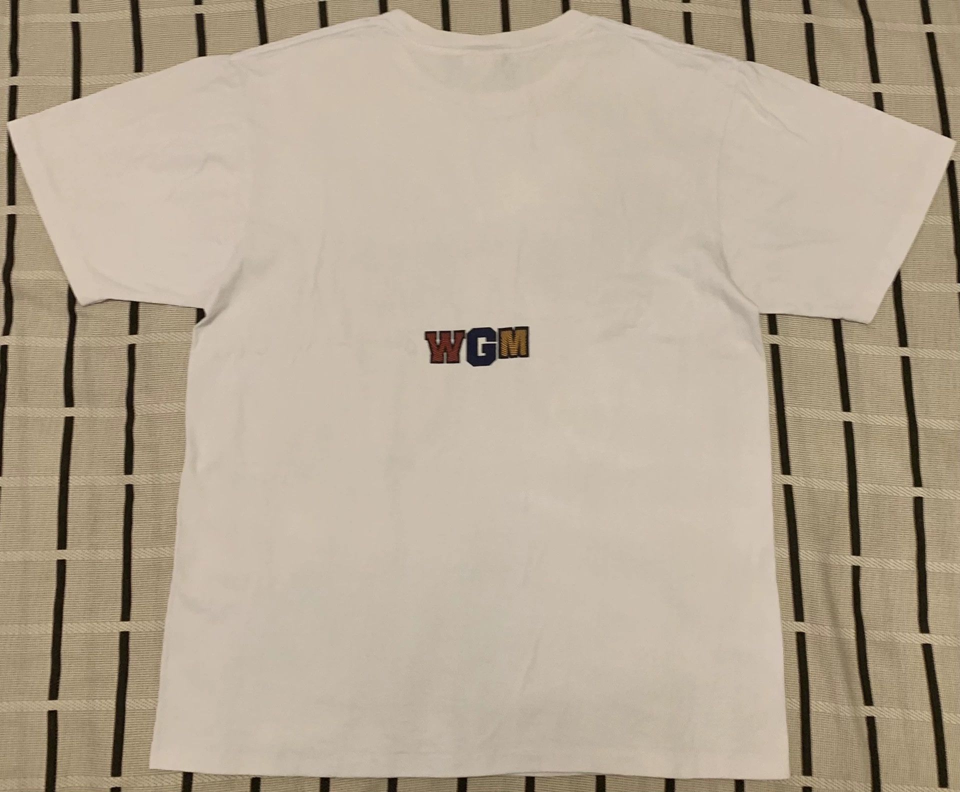Bape Bape Shark T-Shirt L Men Size US L / EU 52-54 / 3 - 2 Thumbnail