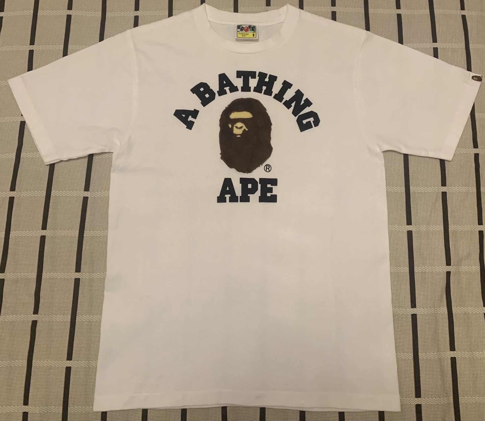 Bape Bape Ape Head T-Shirt S Men Size US S / EU 44-46 / 1 - 2 Thumbnail