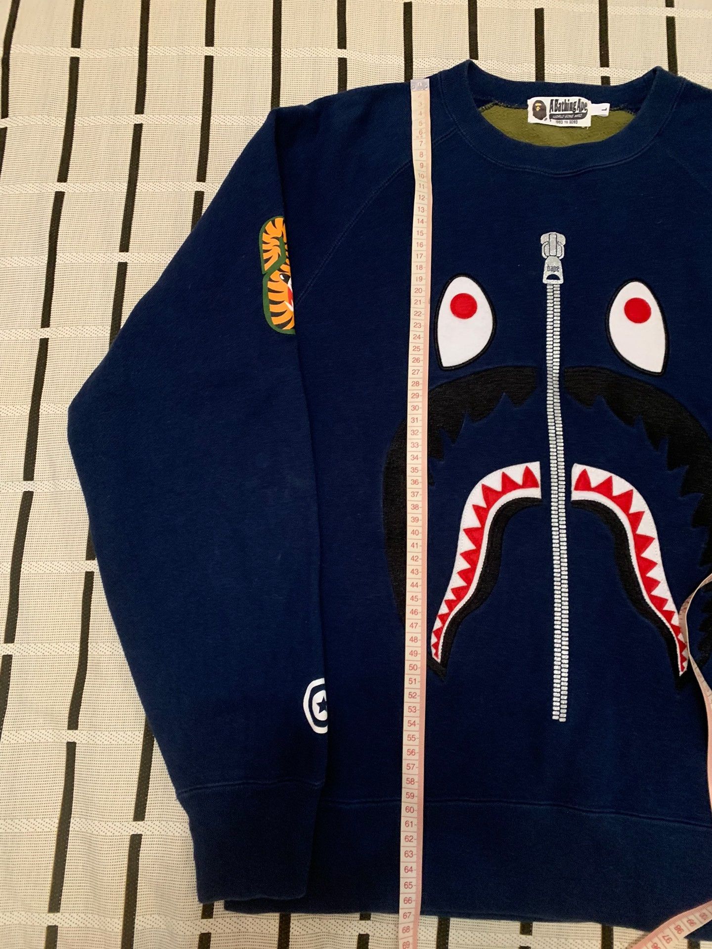 Bape Bape Shark Camo Green Hoodie L Men Size US L / EU 52-54 / 3 - 8 Thumbnail