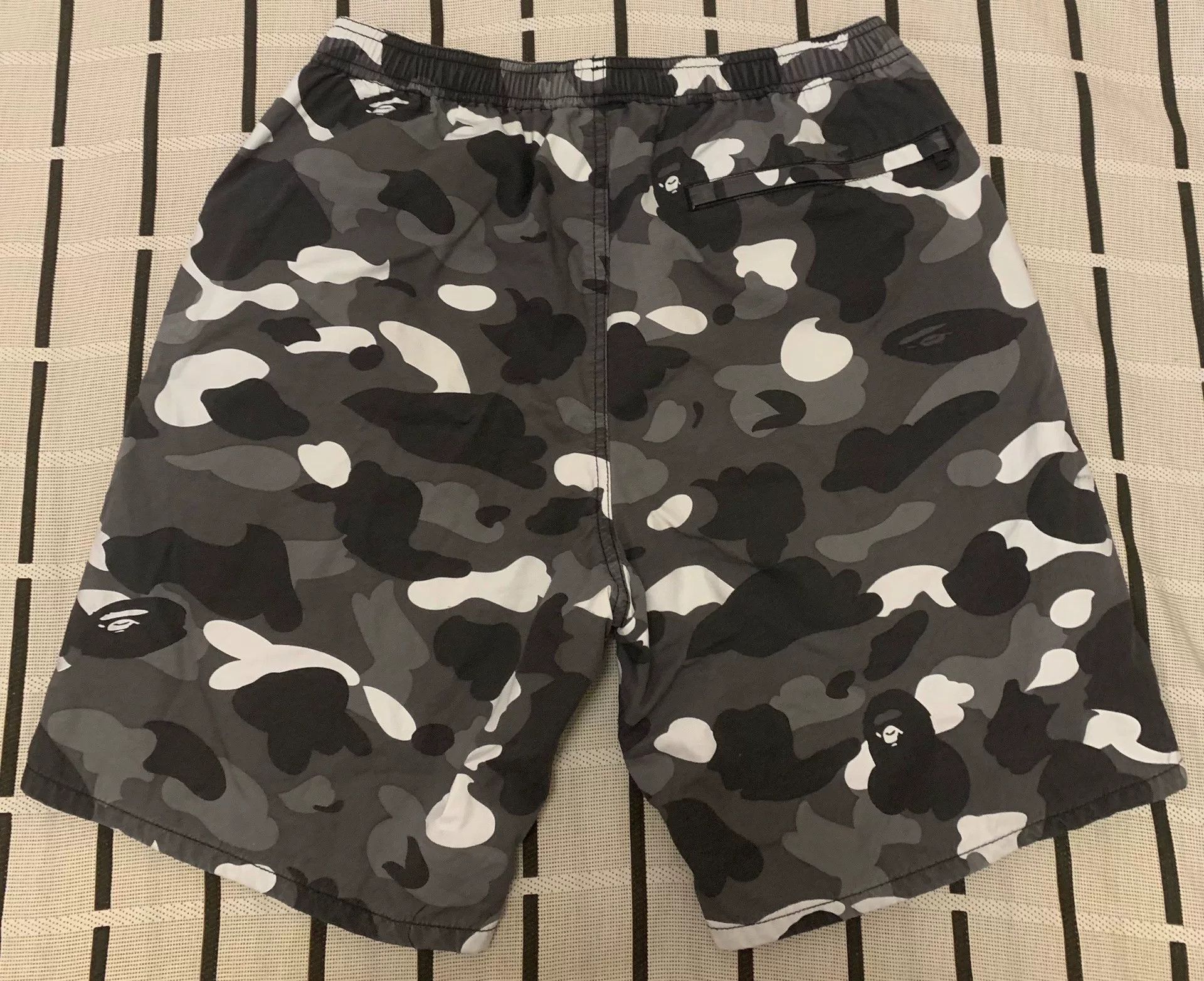 Bape Bape Camo Glow Casual Pants L Men Size US 34 / EU 50 - 2 Thumbnail
