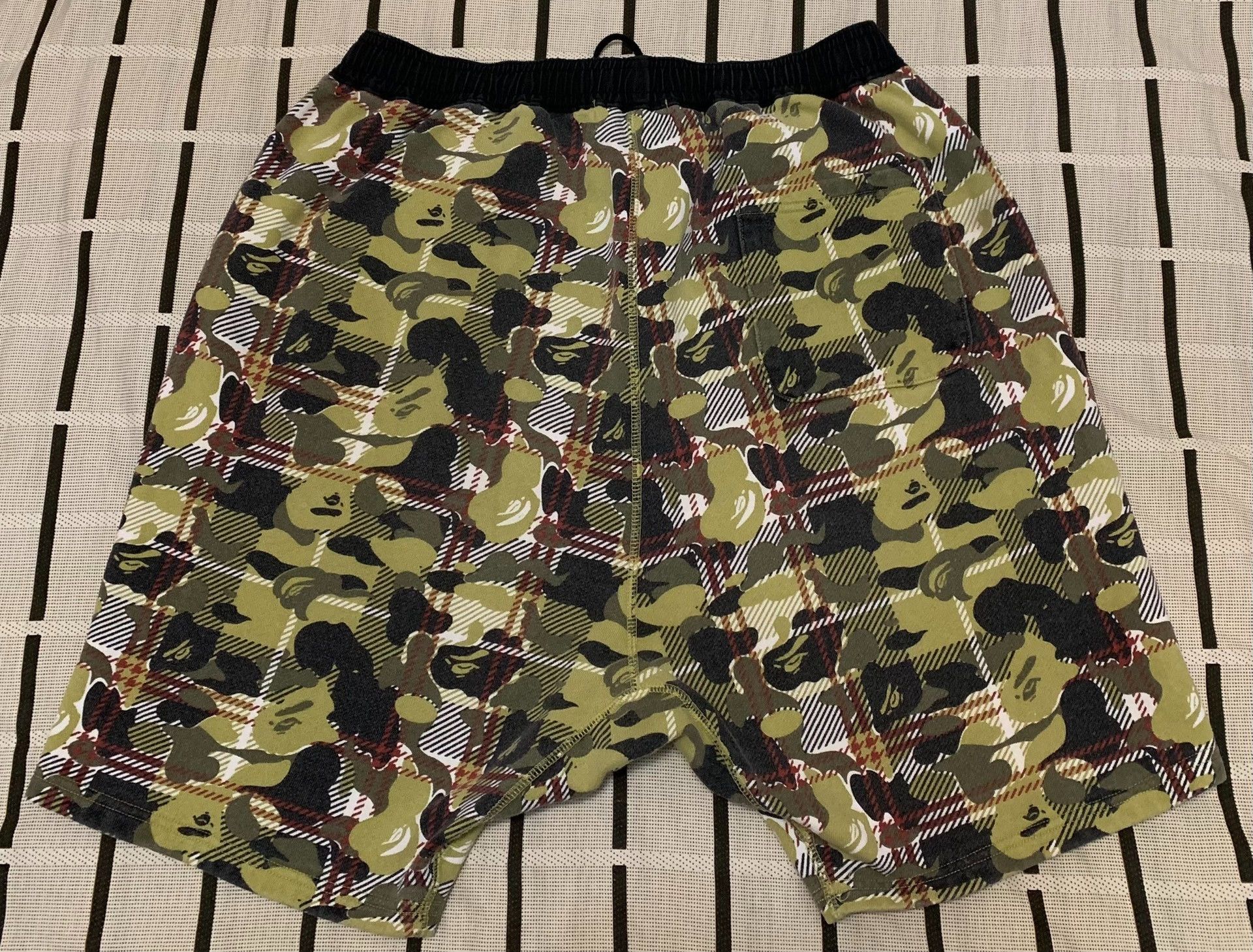 Bape Bape Camo Plaid Green Casual Pants L Men Size US 34 / EU 50 - 2 Thumbnail