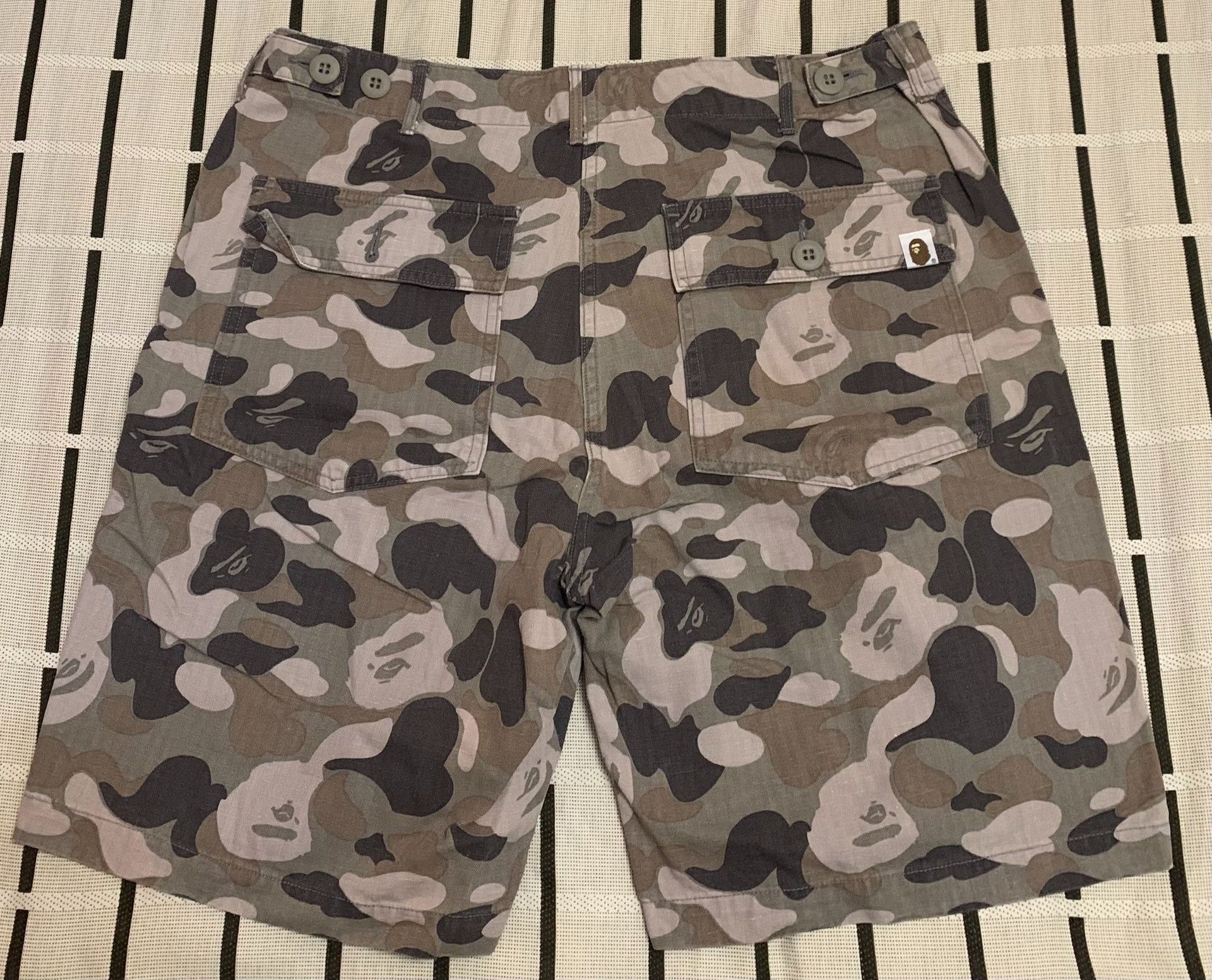 Bape Bape Camo Ape Gold Casual Pants L Men Size US 34 / EU 50 - 2 Thumbnail